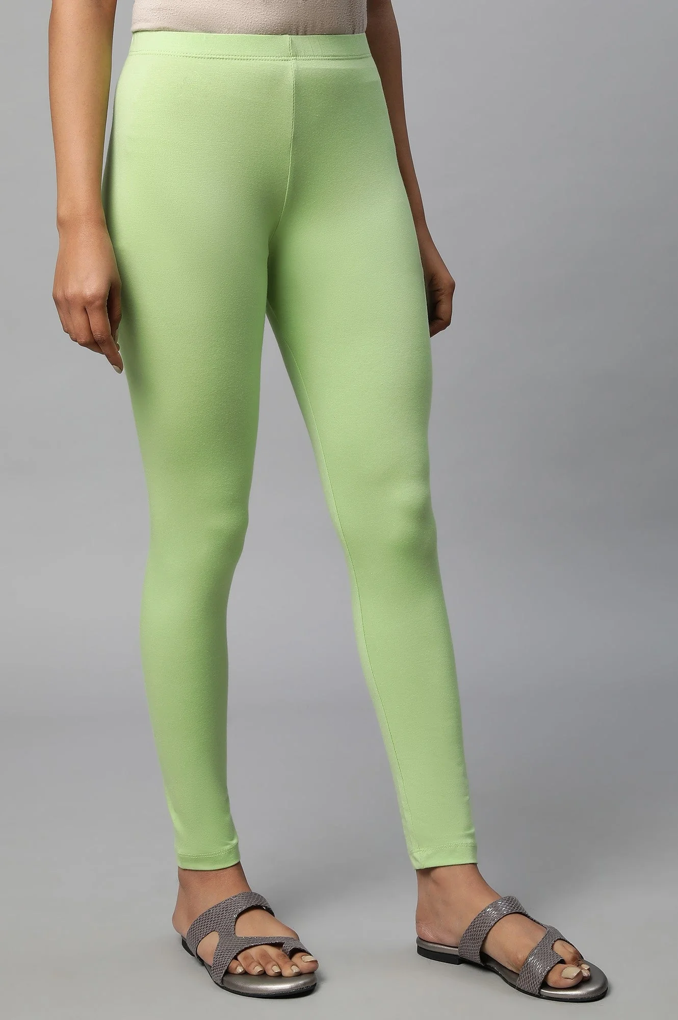 Elleven Women's Light Green Solid Skinny Fit Cotton Tights With Elasticated Waist - Image 4