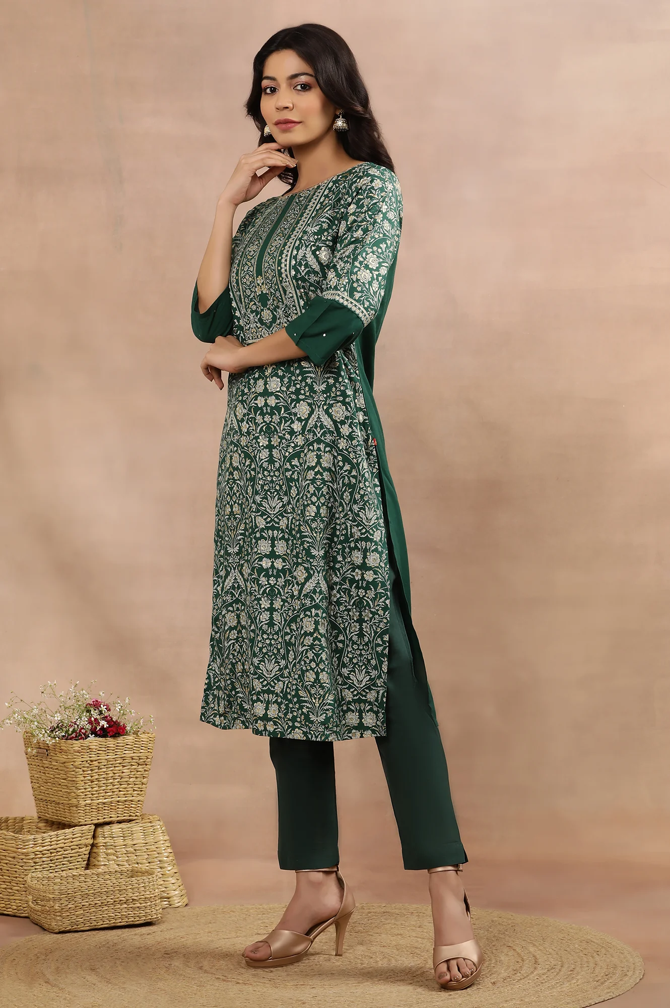 Green Printed Embellished Kurta, Pants And Dupatta Set - Image 3