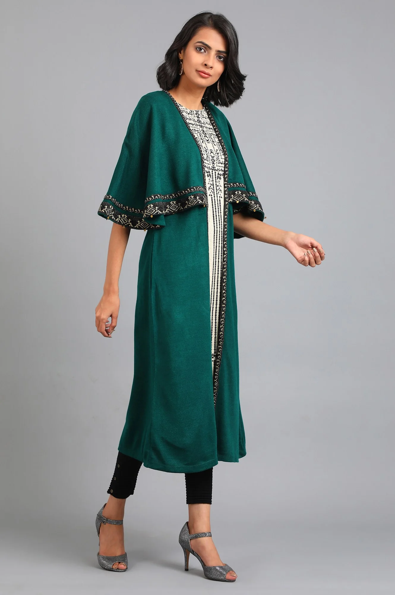 Green Round Neck Layered Kurta - Image 4