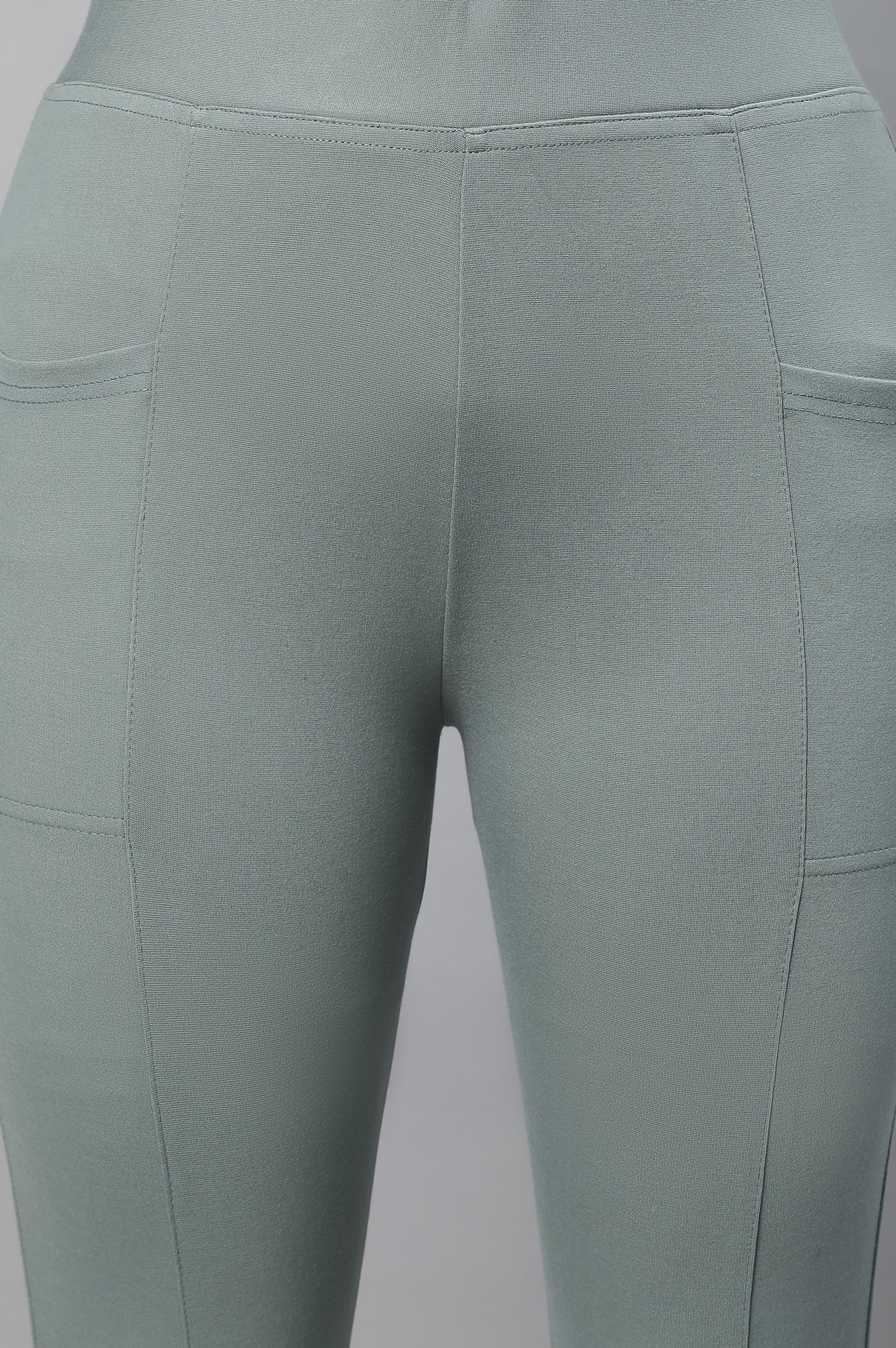 Elleven Women's Green Solid Skinny Fit Yoga Tights With Elasticated Waistband - Image 6