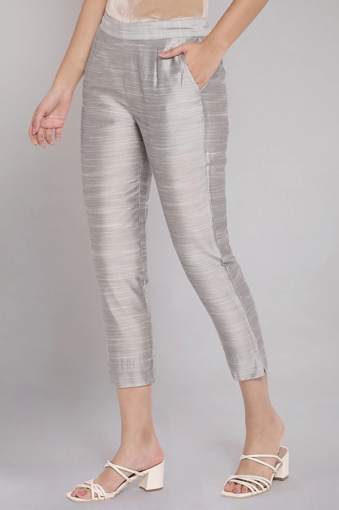 Elleven Women's Grey Solid Straight Fit Woven Pants With Elasticated Waist - Image 3