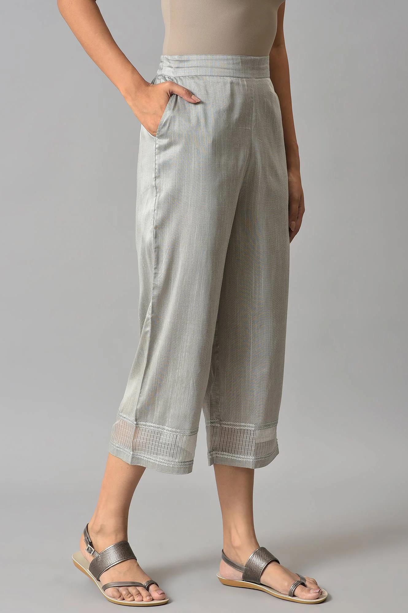 Elleven Women's Grey Solid Straight Fit Culottes With Elasticated Waist - Image 4