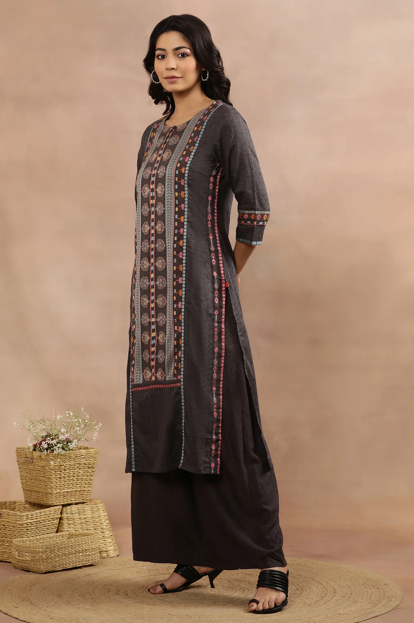 Grey Printed Straight Kurta, Parallel Pants And Dupatta Set - Image 3