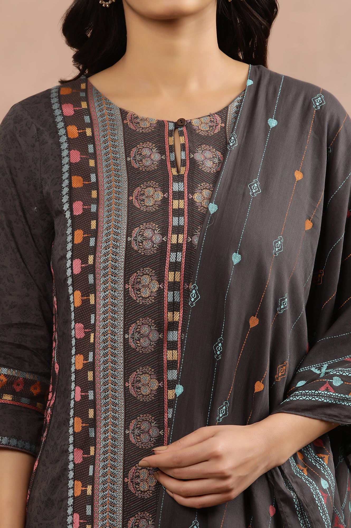 Grey Printed Straight Kurta, Parallel Pants And Dupatta Set - Image 6