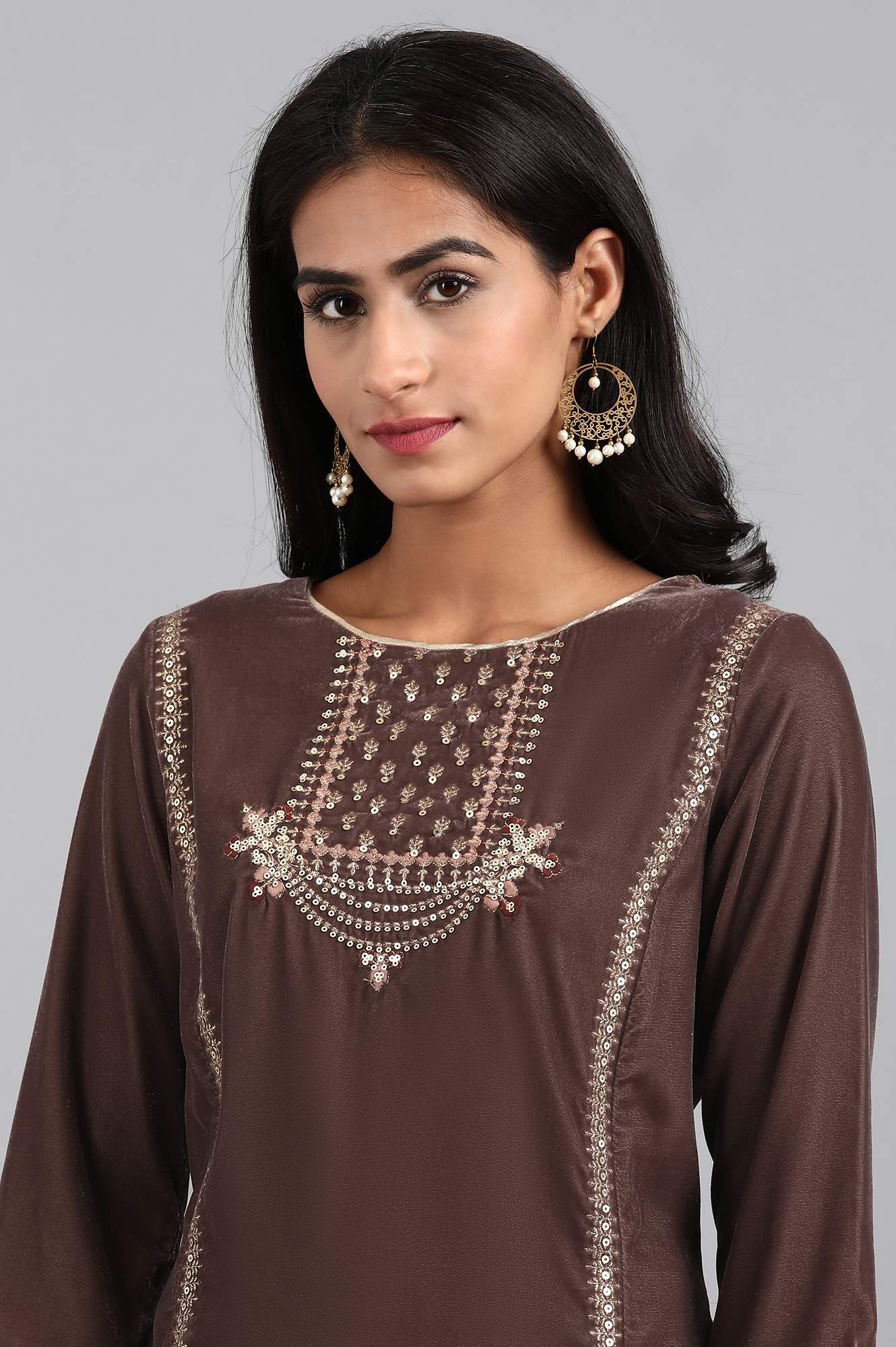 Grey Round Neck Velvet Winter kurta - Image 5