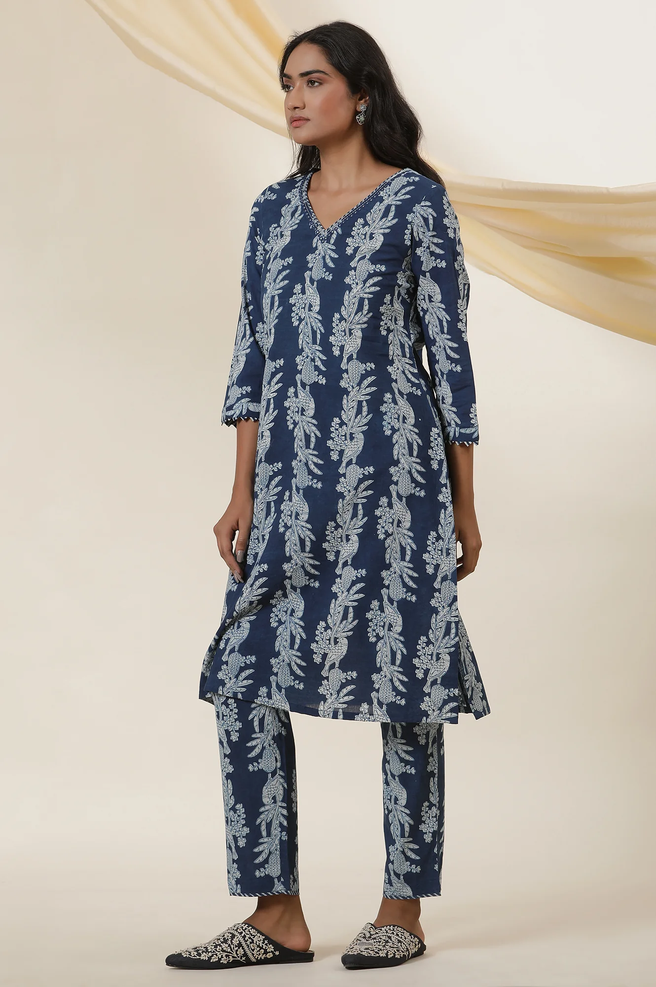 Indigo Block Print Straight Pants - Image 5