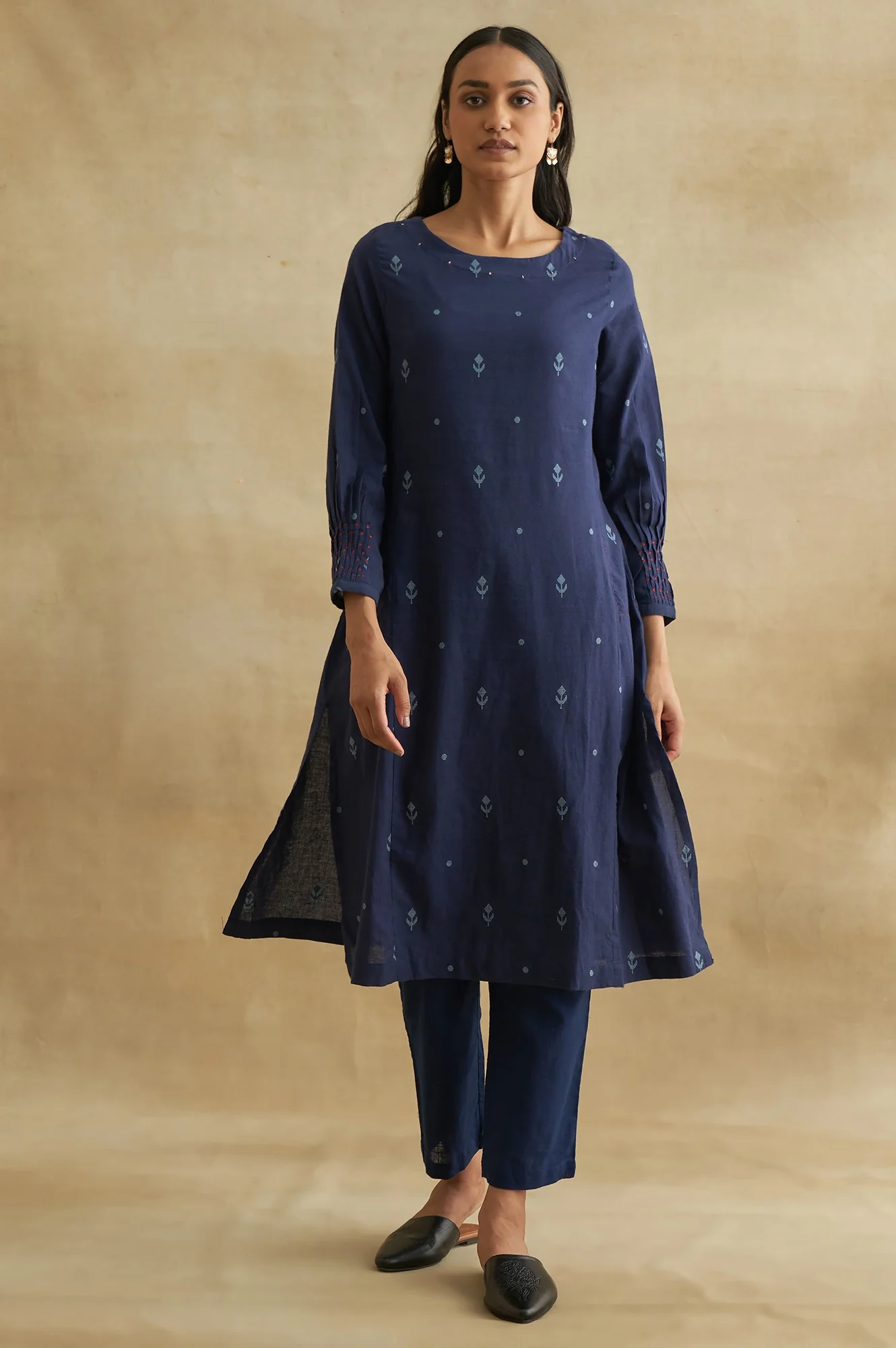 Indigo Solid Straight Pants - Image 5