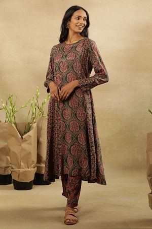 Jungle Green Block Printed Panelled Flared Kurta - Image 2