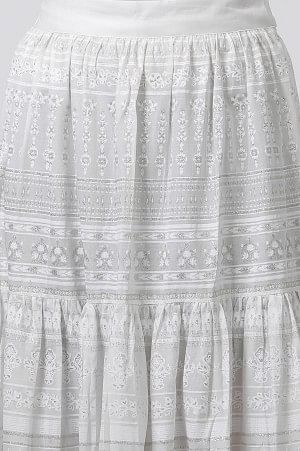 Light Green Floral Printed Kurta And Tiered Skirt - Image 8
