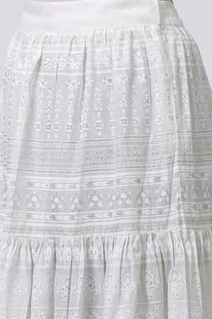 Light Green Floral Printed Kurta And Tiered Skirt - Image 9