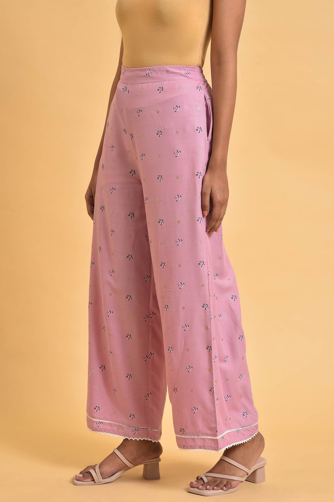 Light Purple Floral Printed Parallel Pants - Image 3