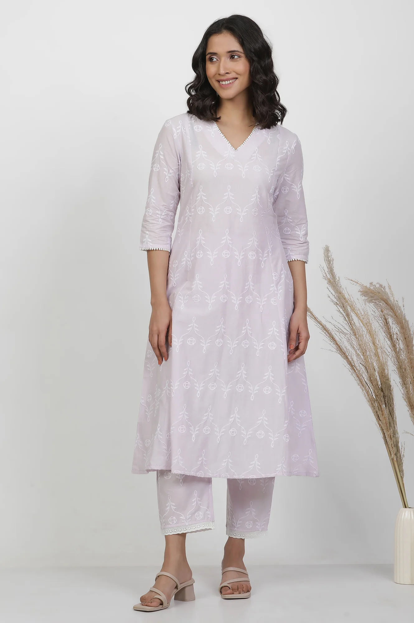 Lilac Schiffli Flared Kurta - Image 2
