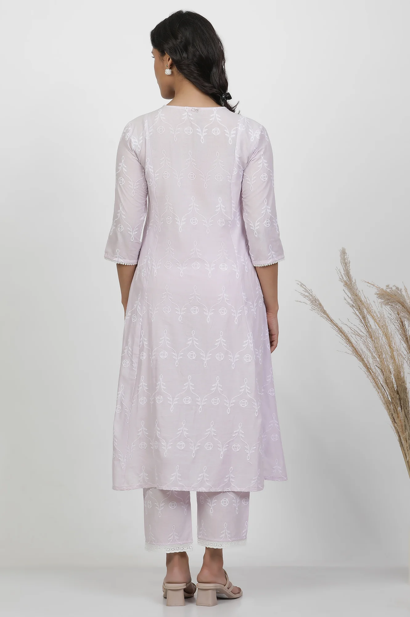 Lilac Schiffli Flared Kurta - Image 3