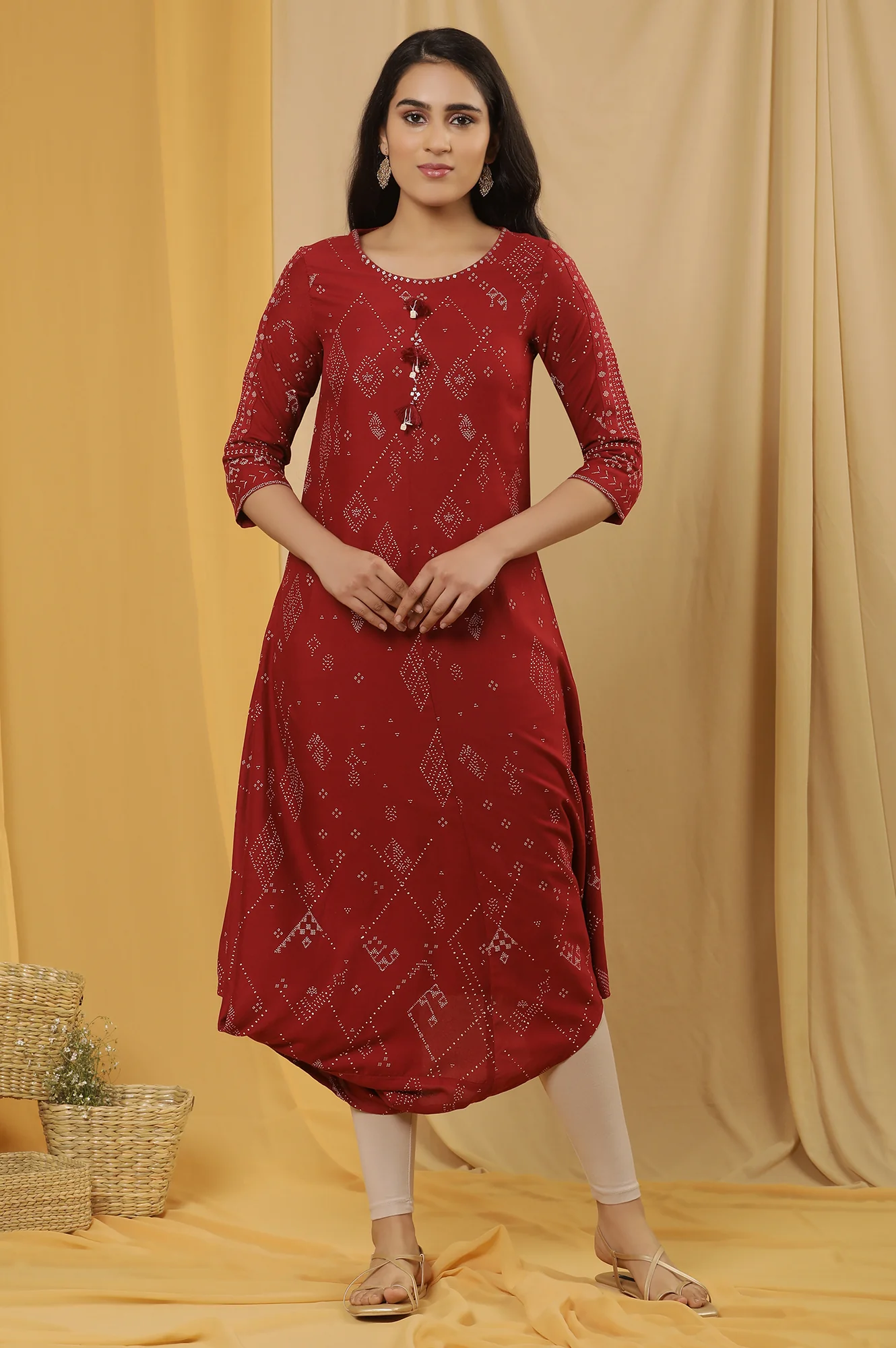 Maroon Cowl Hemline Printed Kurta And Tights Set - Image 2