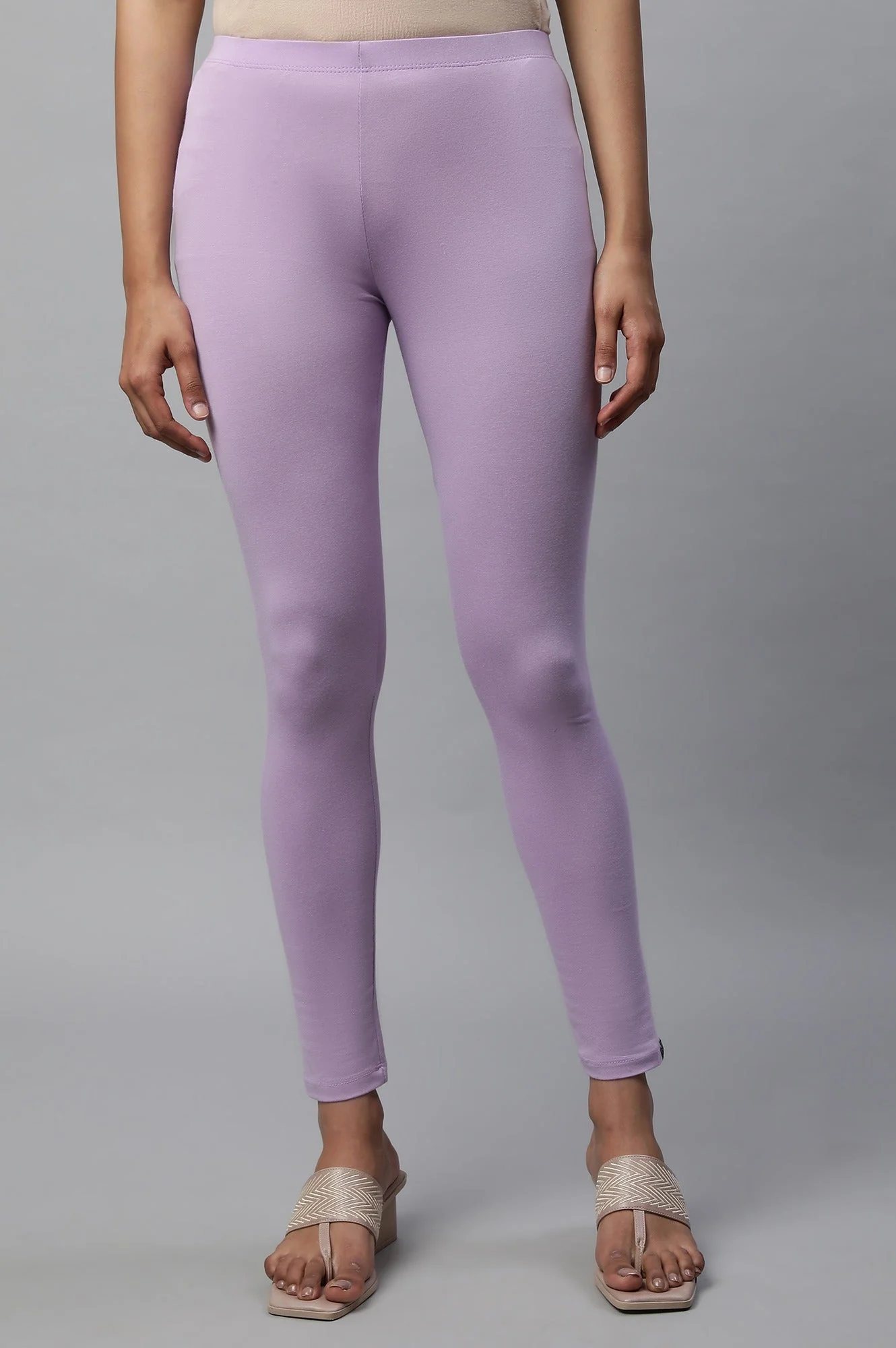 Elleven Women's Lavender Solid Skinny-fit Cotton Tights with Extra Stretch