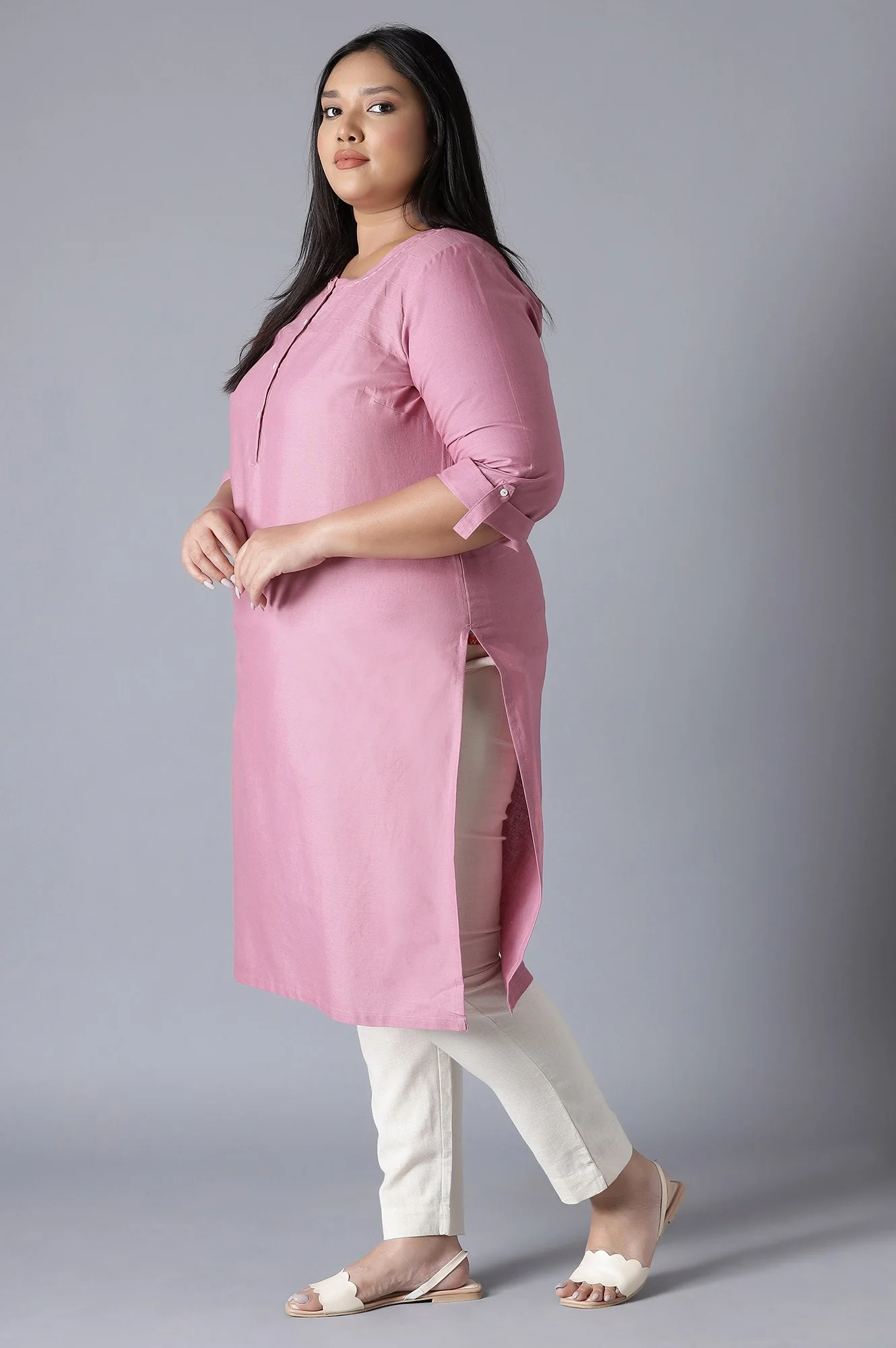 Mauve Round Neck Solid kurta - Image 3