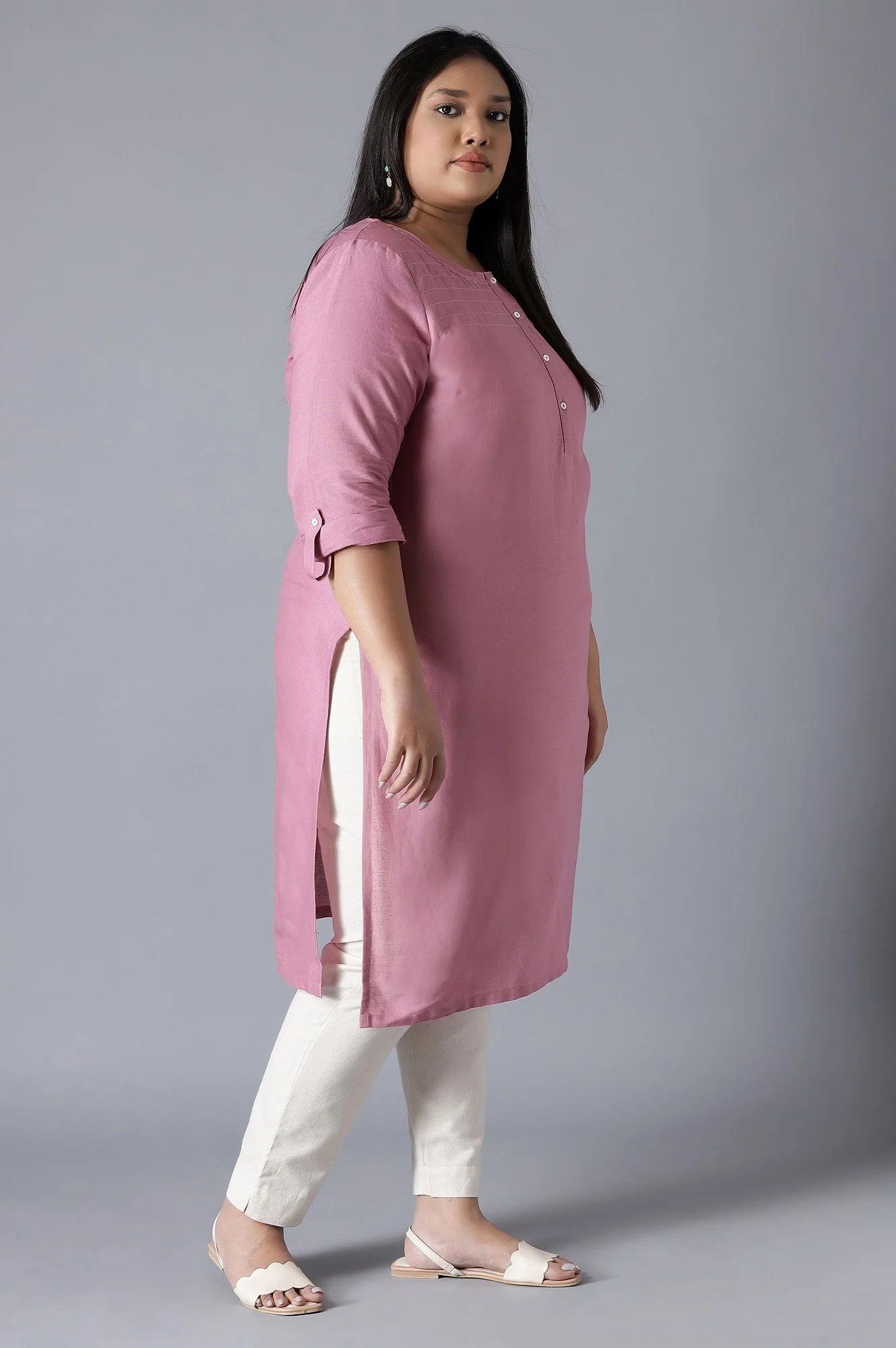 Mauve Round Neck Solid kurta - Image 4