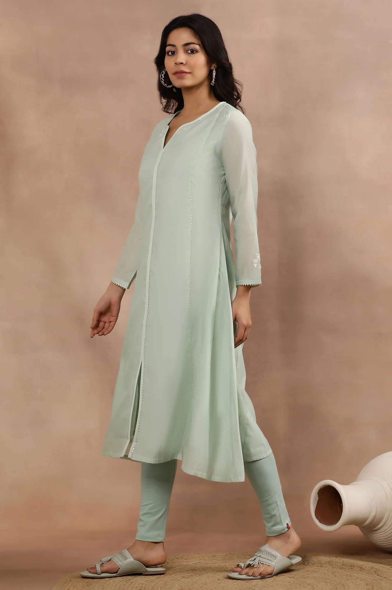 Mint Green Panelled Chanderi Kurta, Tights And Dupatta Set - Image 3