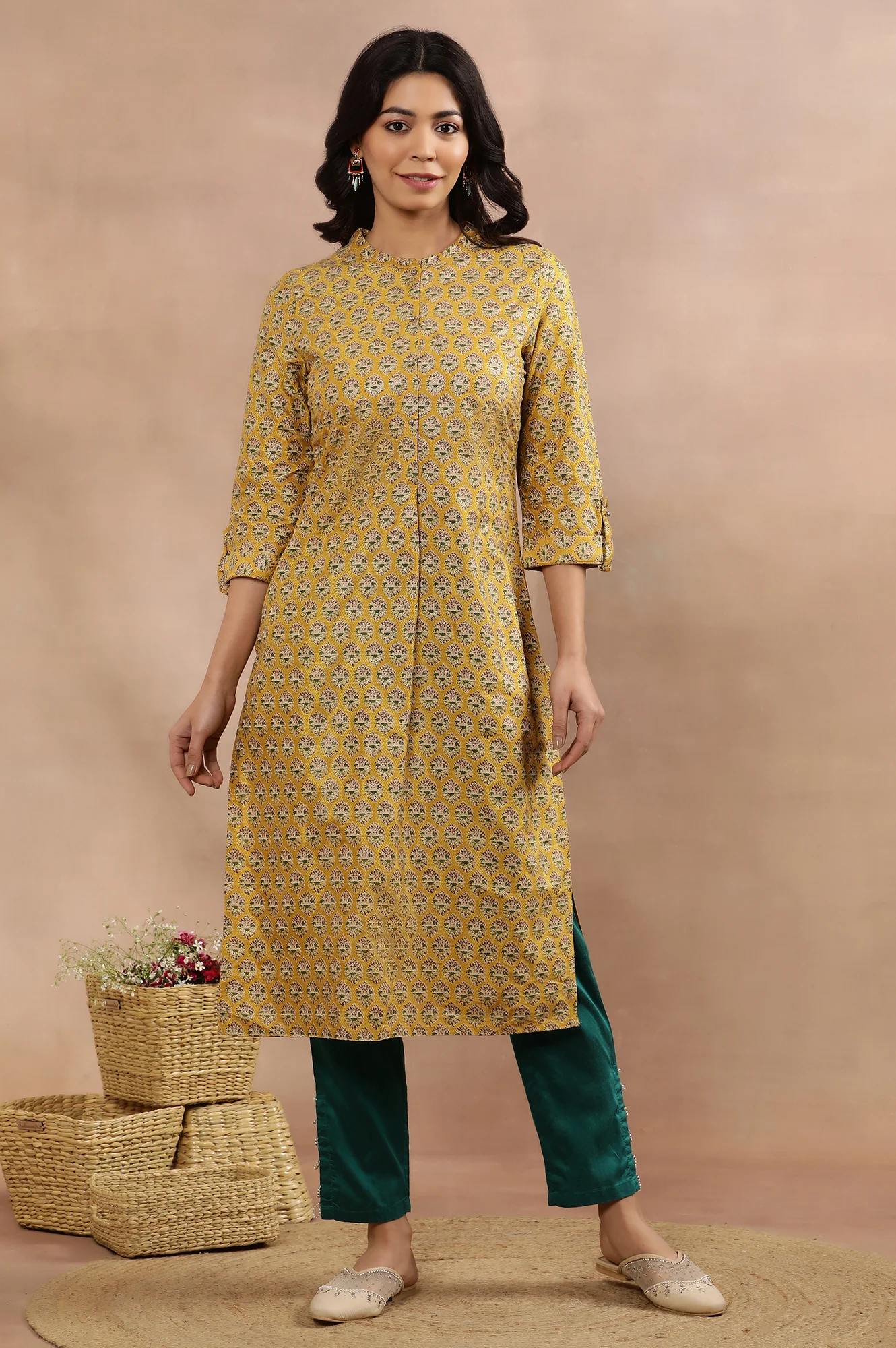 Mustard Glitter Printed Kurta And Slim Pants Set - Image 2