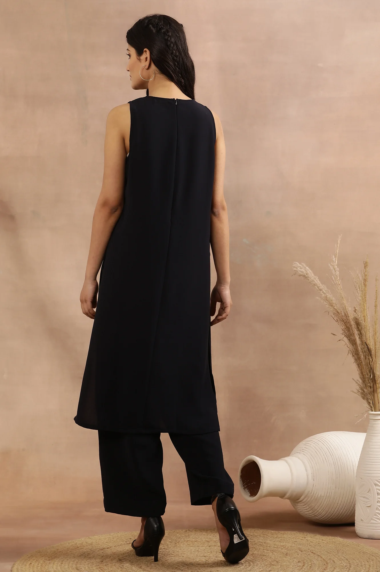Navy Blue Straight Kurta And Pants Co-Ord Set - Image 4