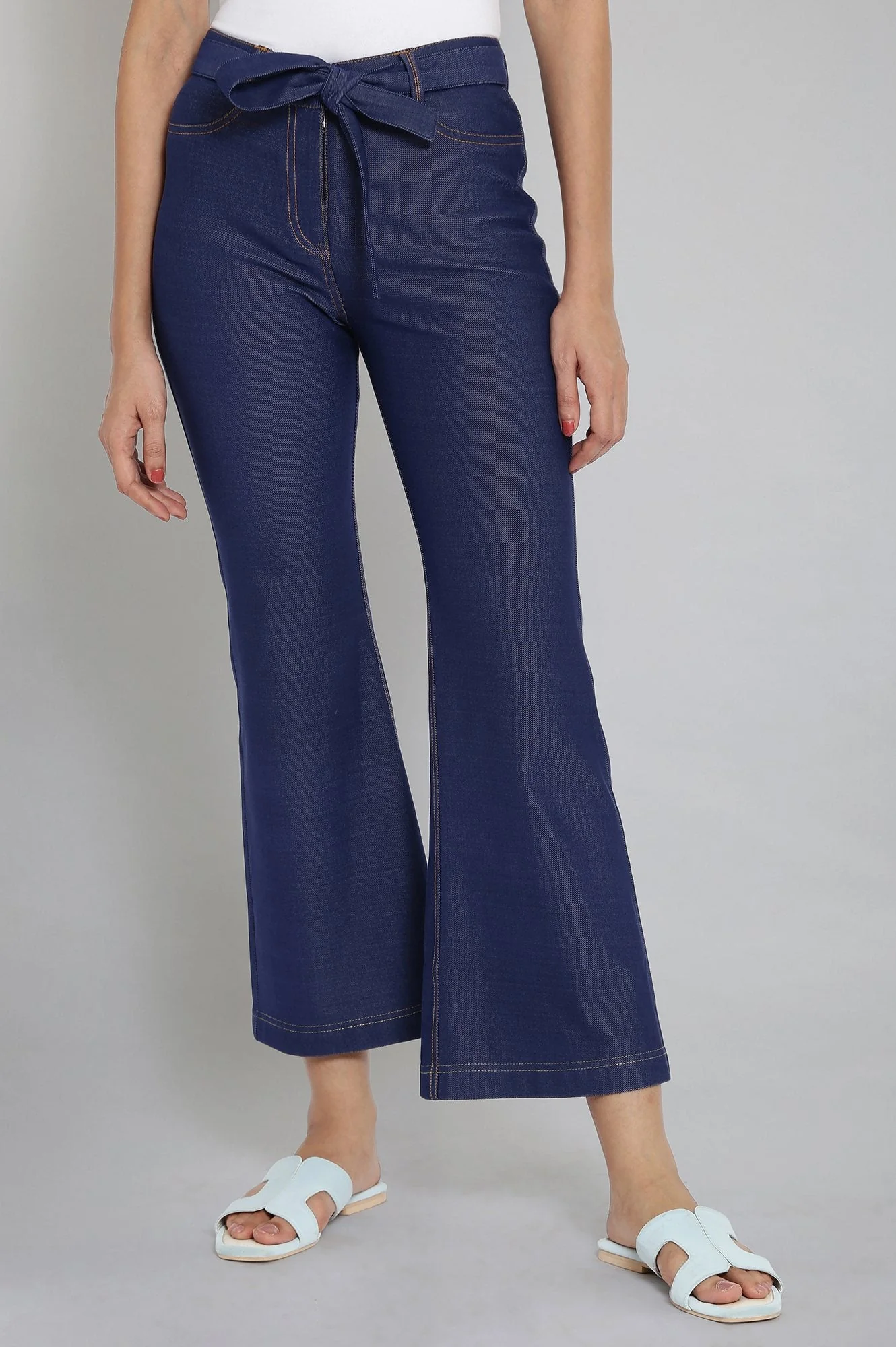 Elleven Women's Navy Blue Solid Boot Cut Denim Pants With Waist Belt
