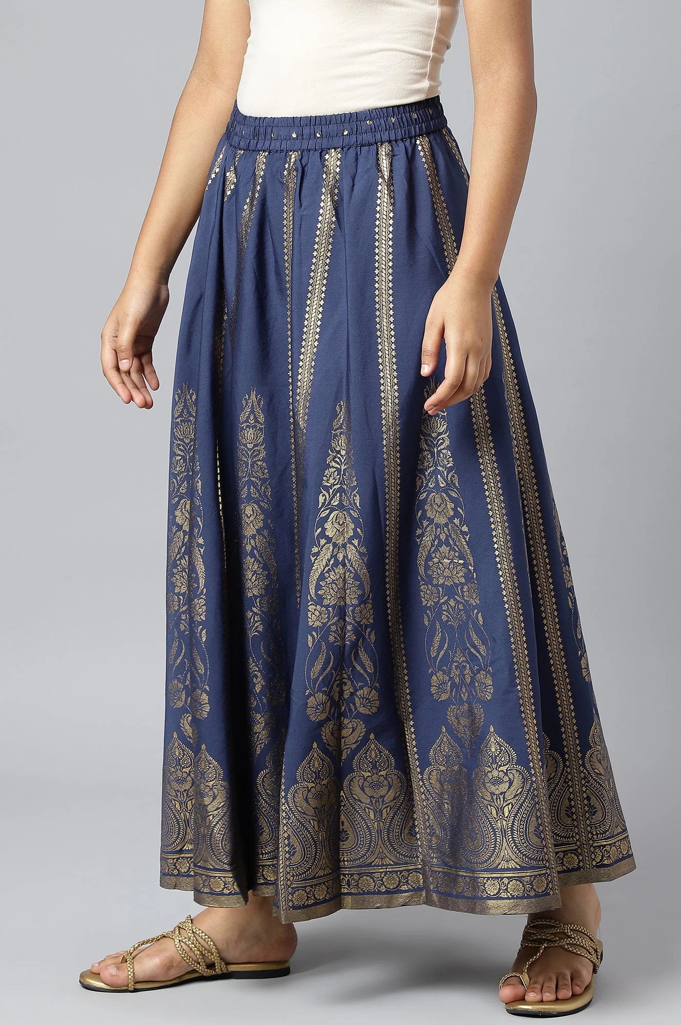 Elleven Women's Navy Blue Floral Printed Flared Woven Skirt With Elasticated Waist - Image 2
