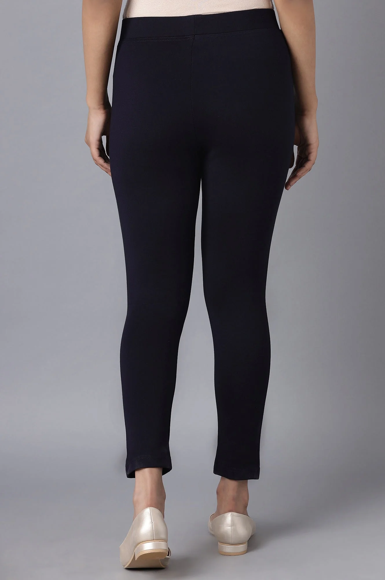 Elleven Women's Navy Blue Solid Straight Fit Tights With Elasticated Waist - Image 2