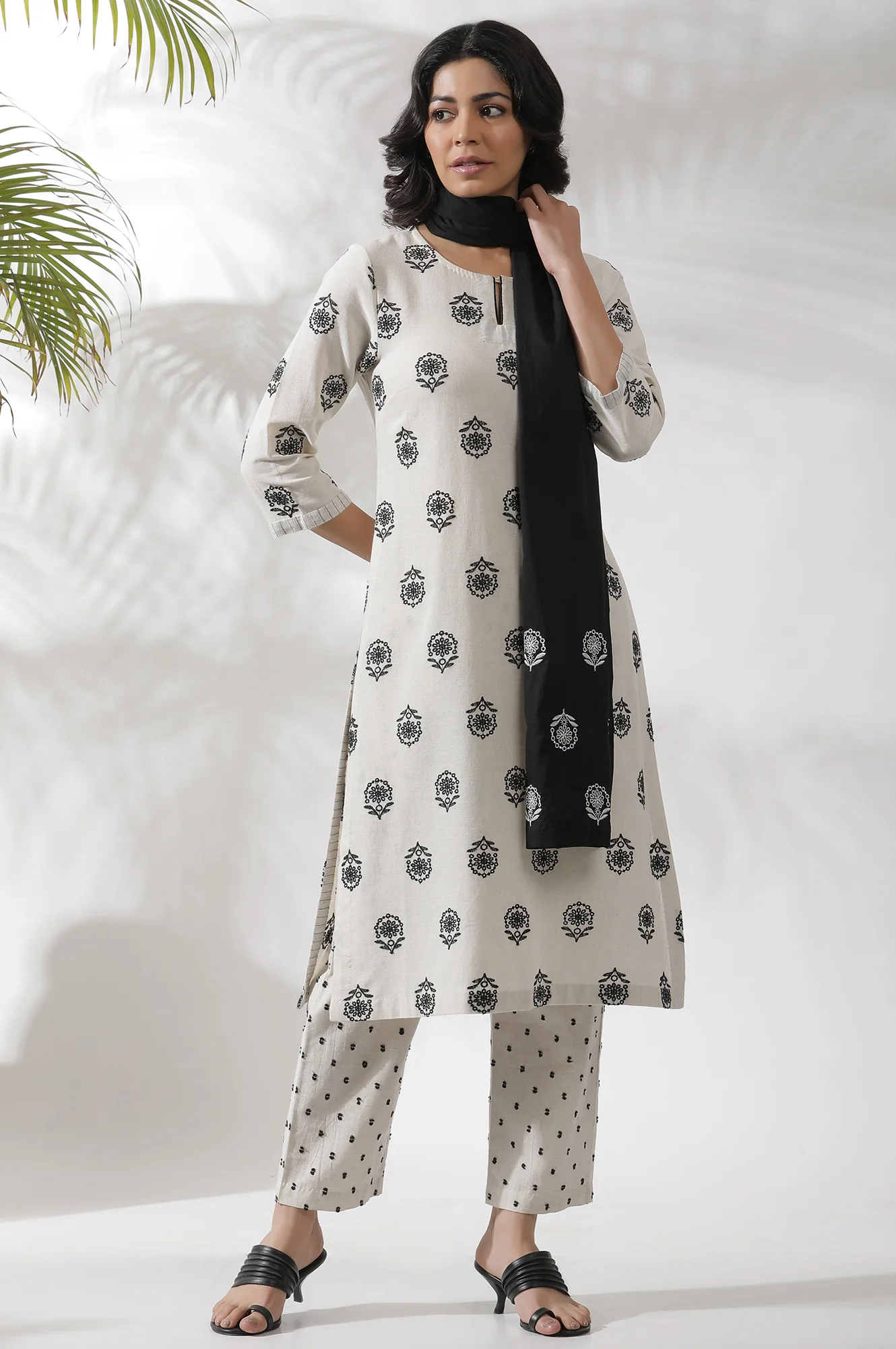 Off-White Schiffli Embroidered Kurta, Pants And Black Dupatta Set - Image 2