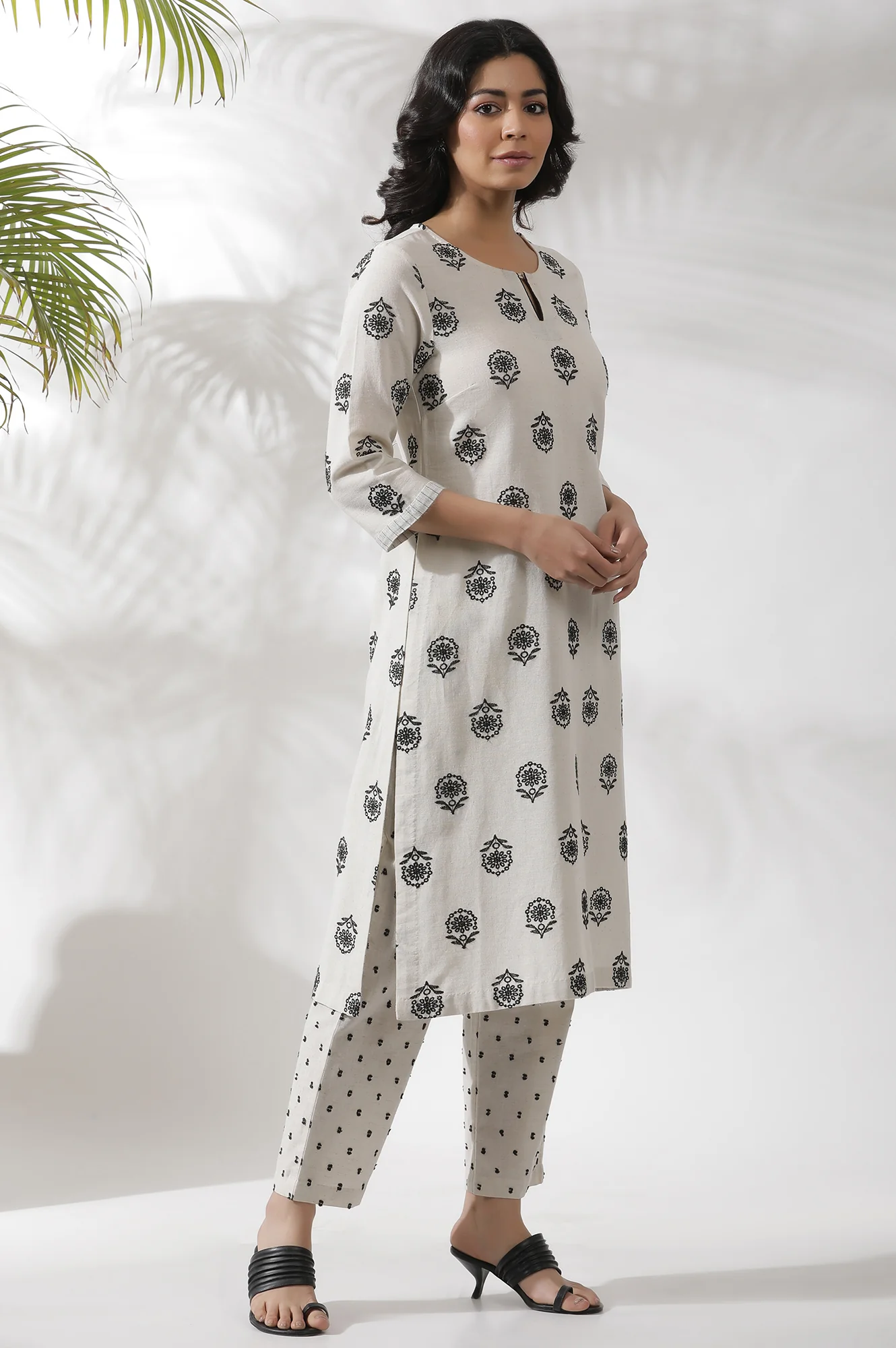 Off-White Schiffli Embroidered Kurta, Pants And Black Dupatta Set - Image 5