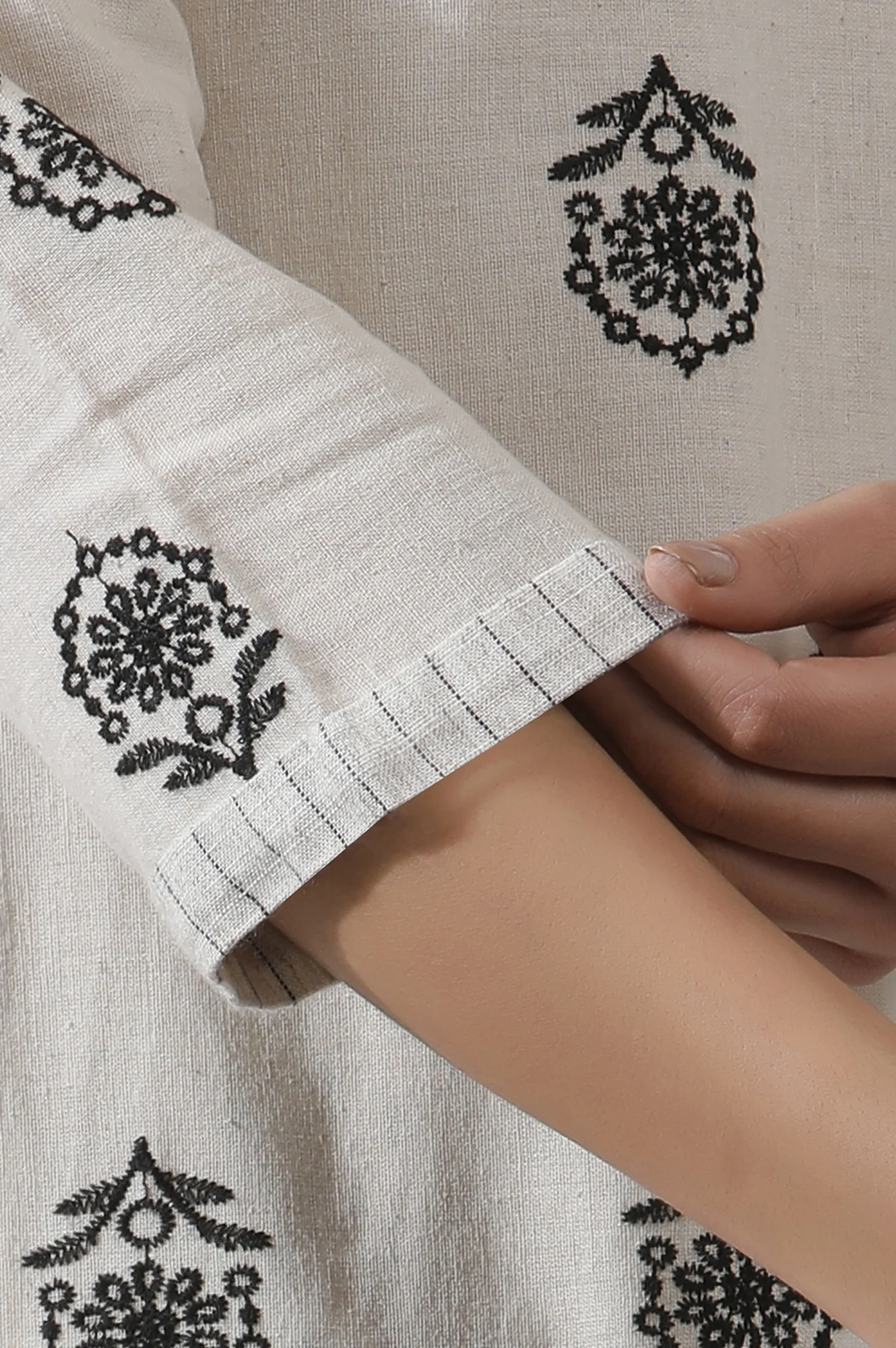Off-White Schiffli Embroidered Kurta, Pants And Black Dupatta Set - Image 7