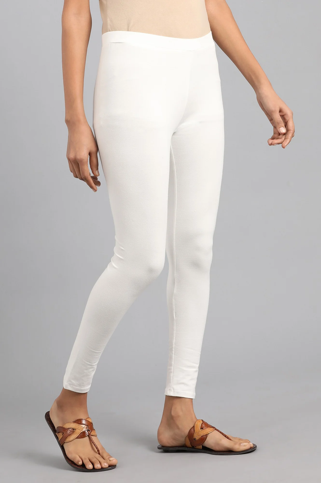 Off-White Solid Tights - Image 4