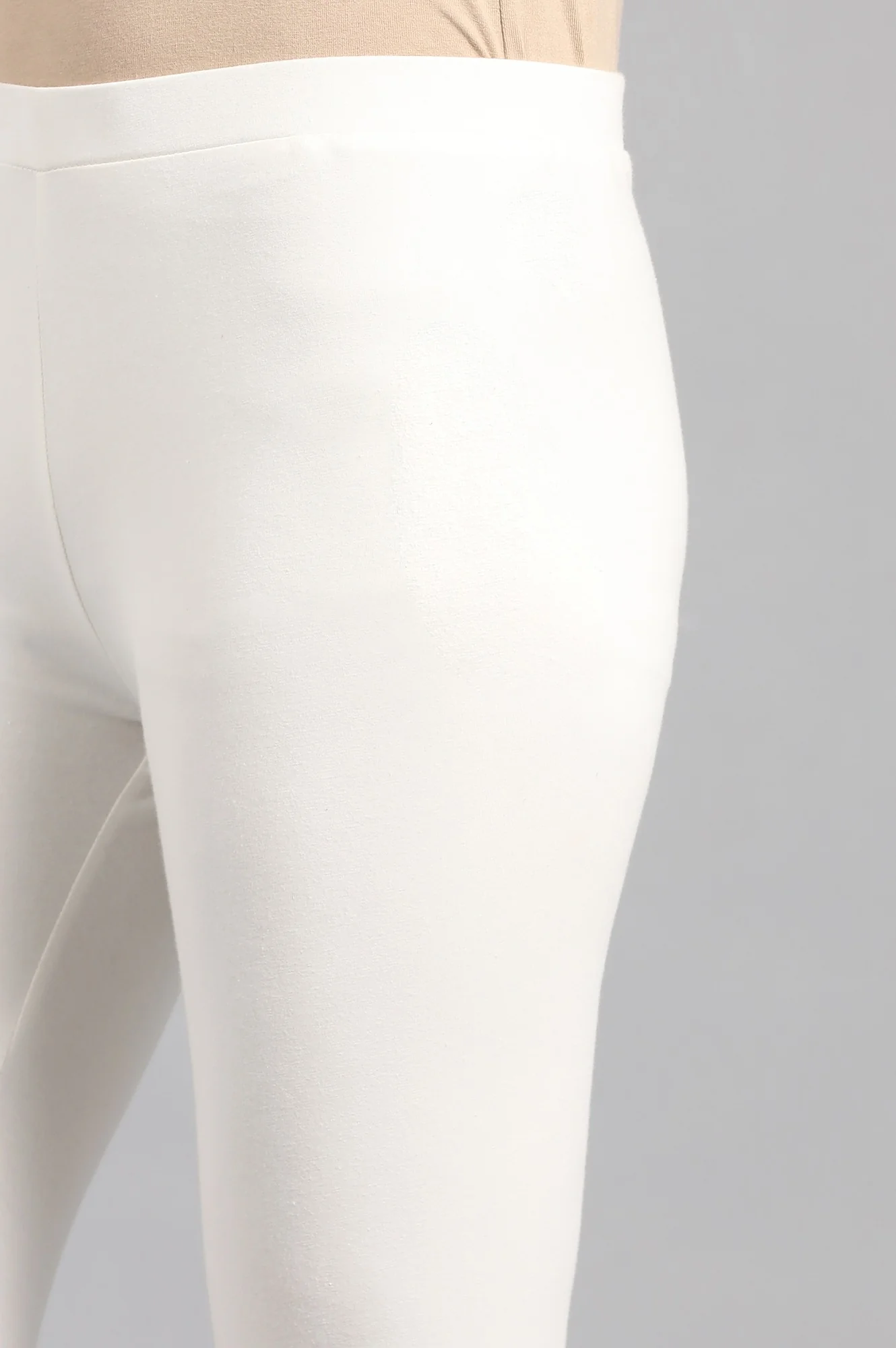 Off-White Solid Tights - Image 6