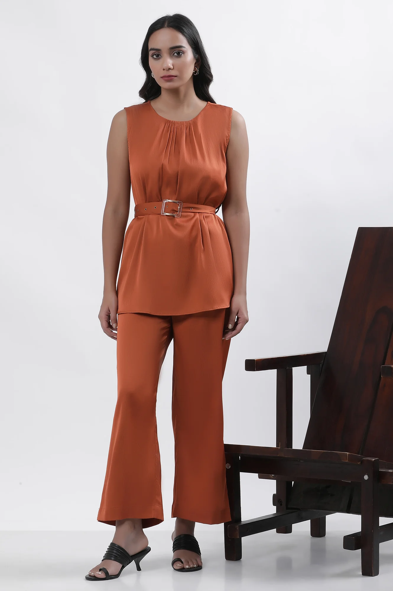 Orange Satin Sleeveless Top With Belt And Pants Set - Image 2