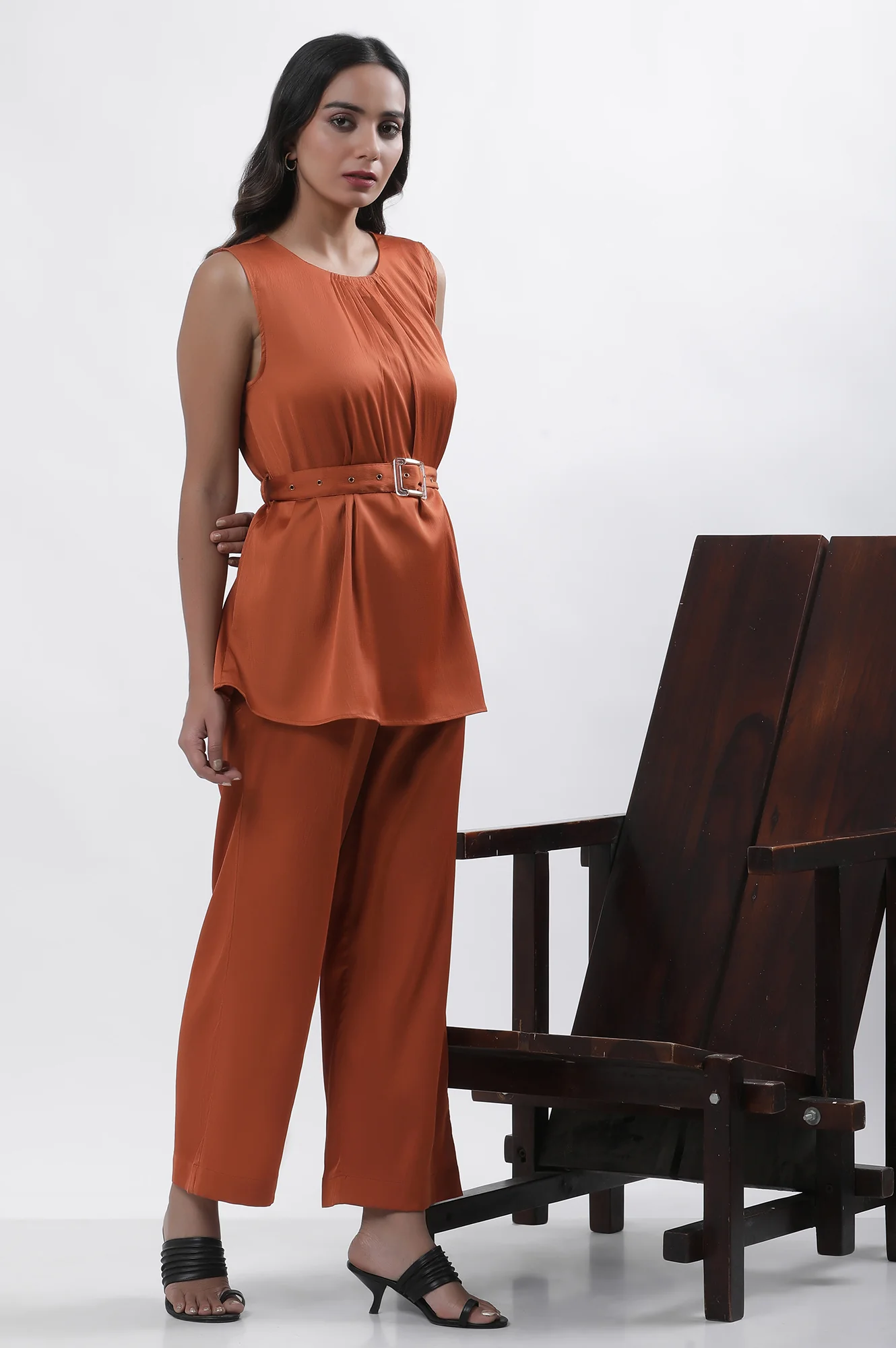 Orange Satin Sleeveless Top With Belt And Pants Set - Image 5