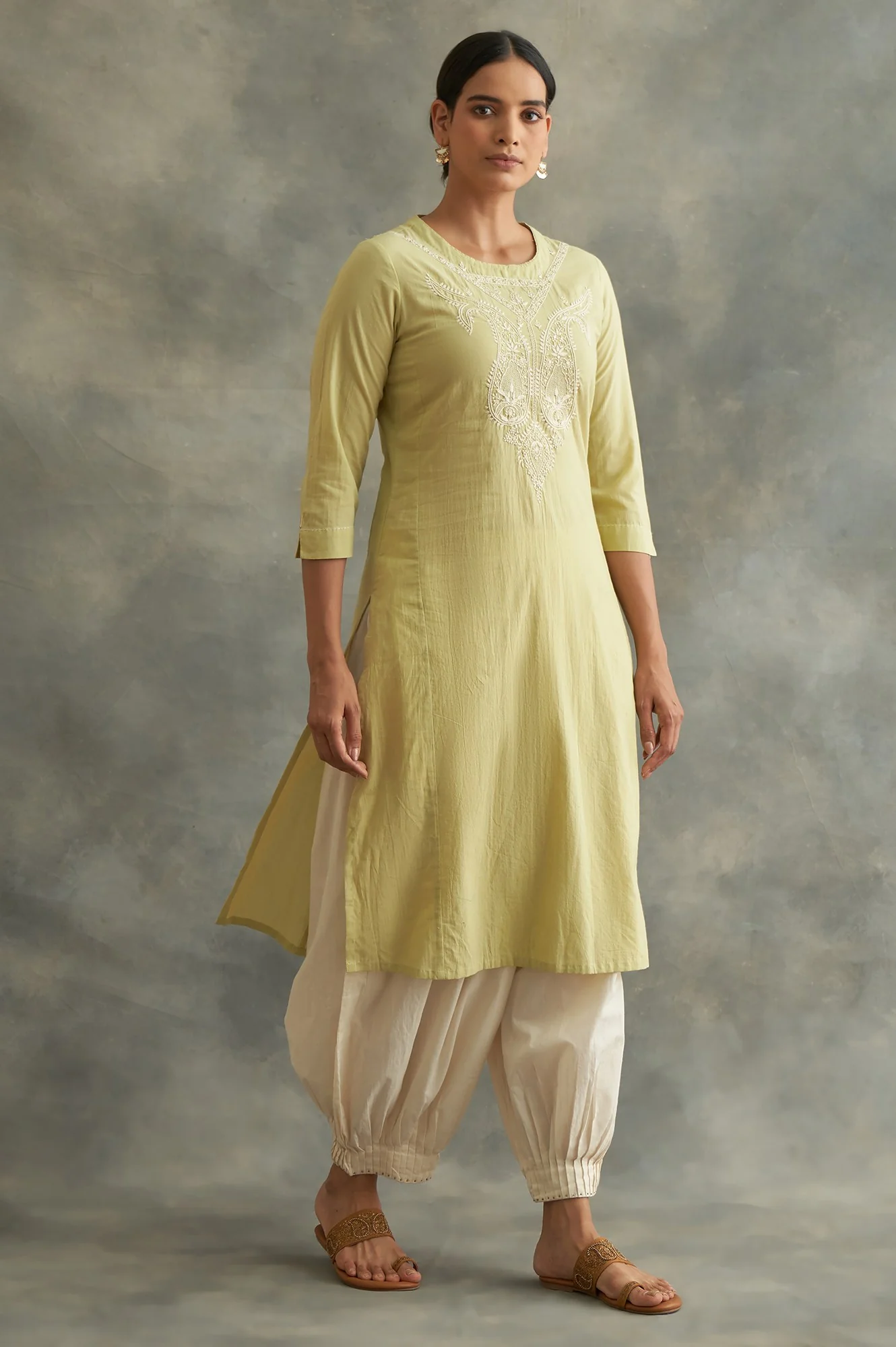 Pastel Green Chikankari kurta - Image 4