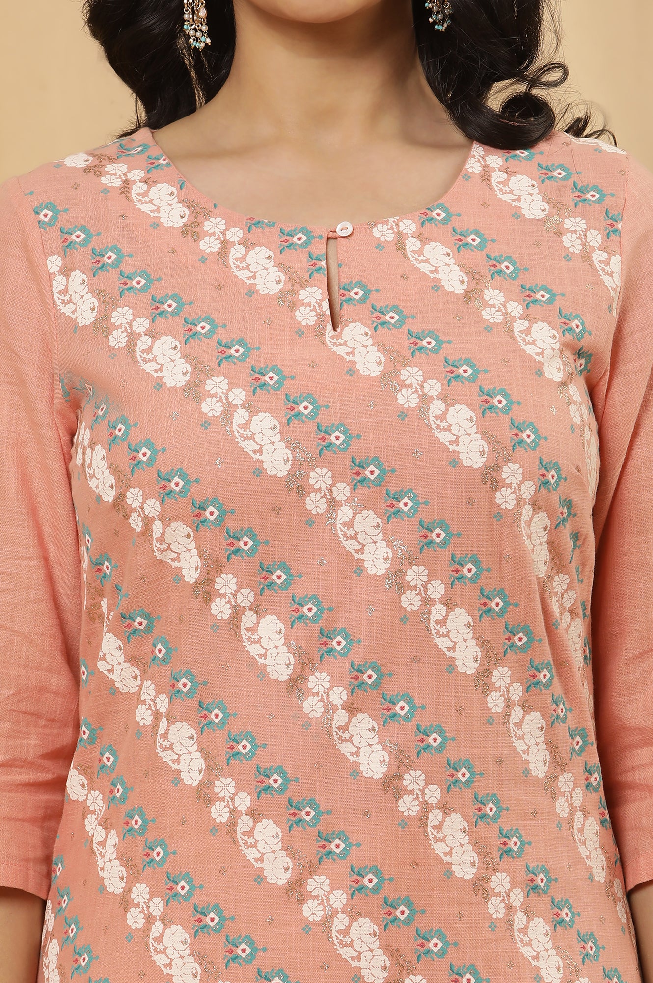 Peach Printed Straight Kurta And Embellished Slim Pants - Image 6