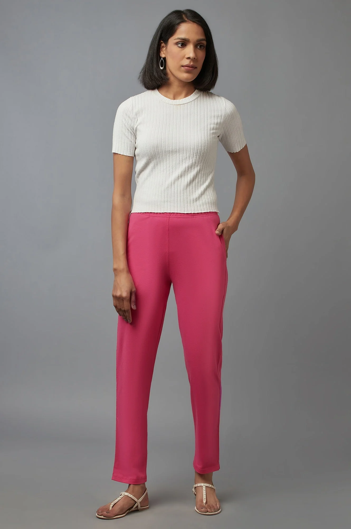 Elleven Women's Pink Solid Flared Cotton Pants With Elasticated Waist - Image 5