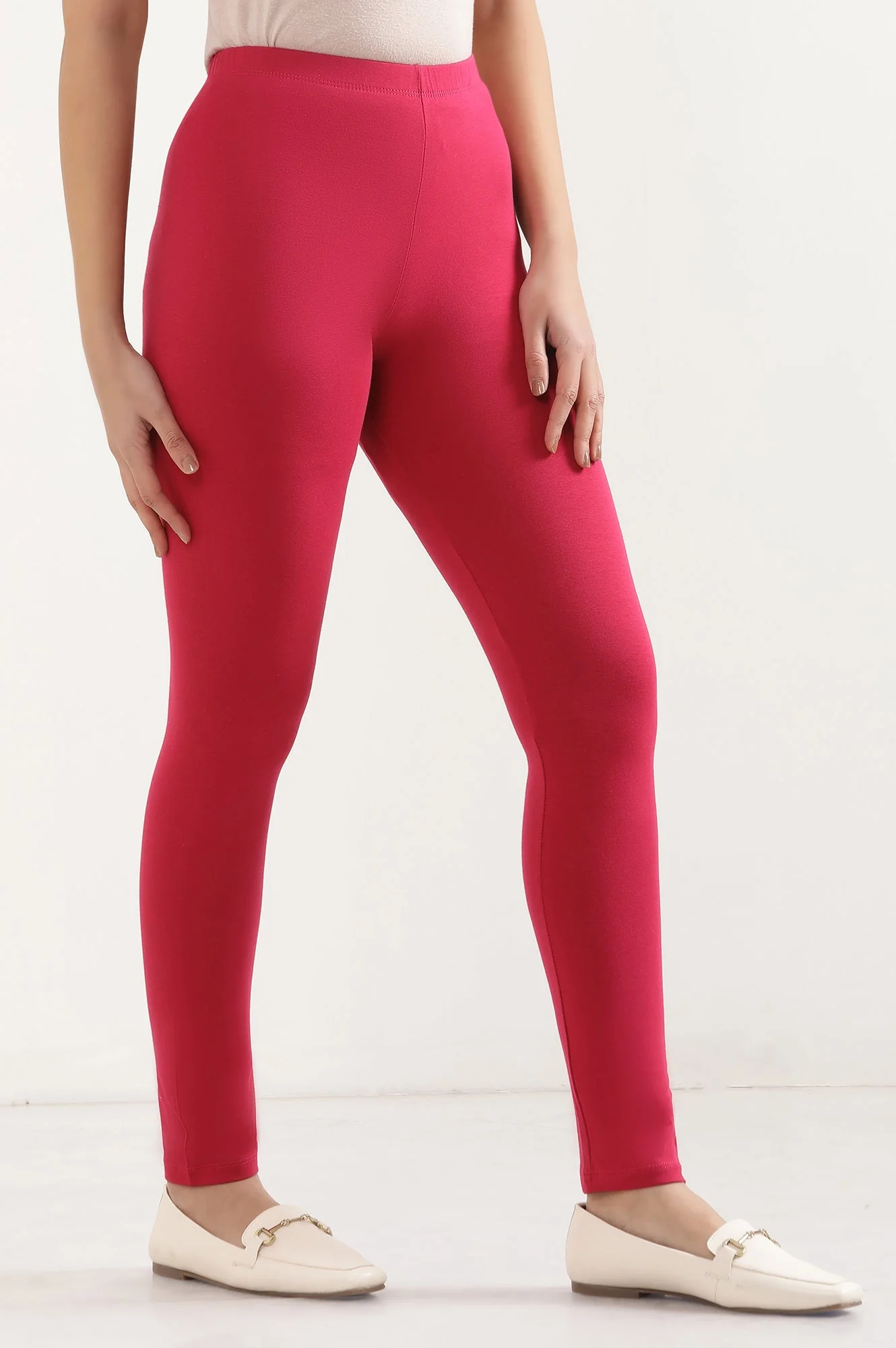Elleven Women's Pink Solid Skinny Fit Cotton Tights With Elasticated Waist - Image 4