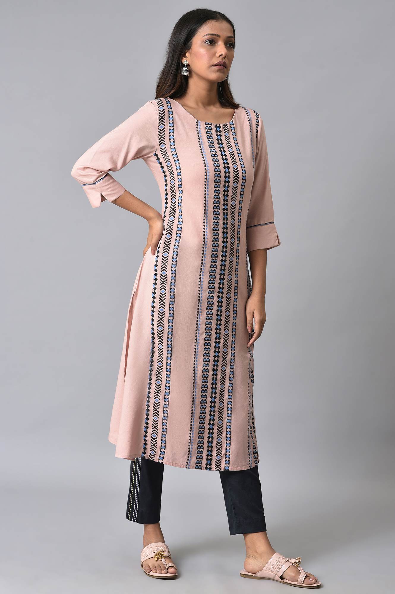 Pink Dobby Printed kurta - Image 4