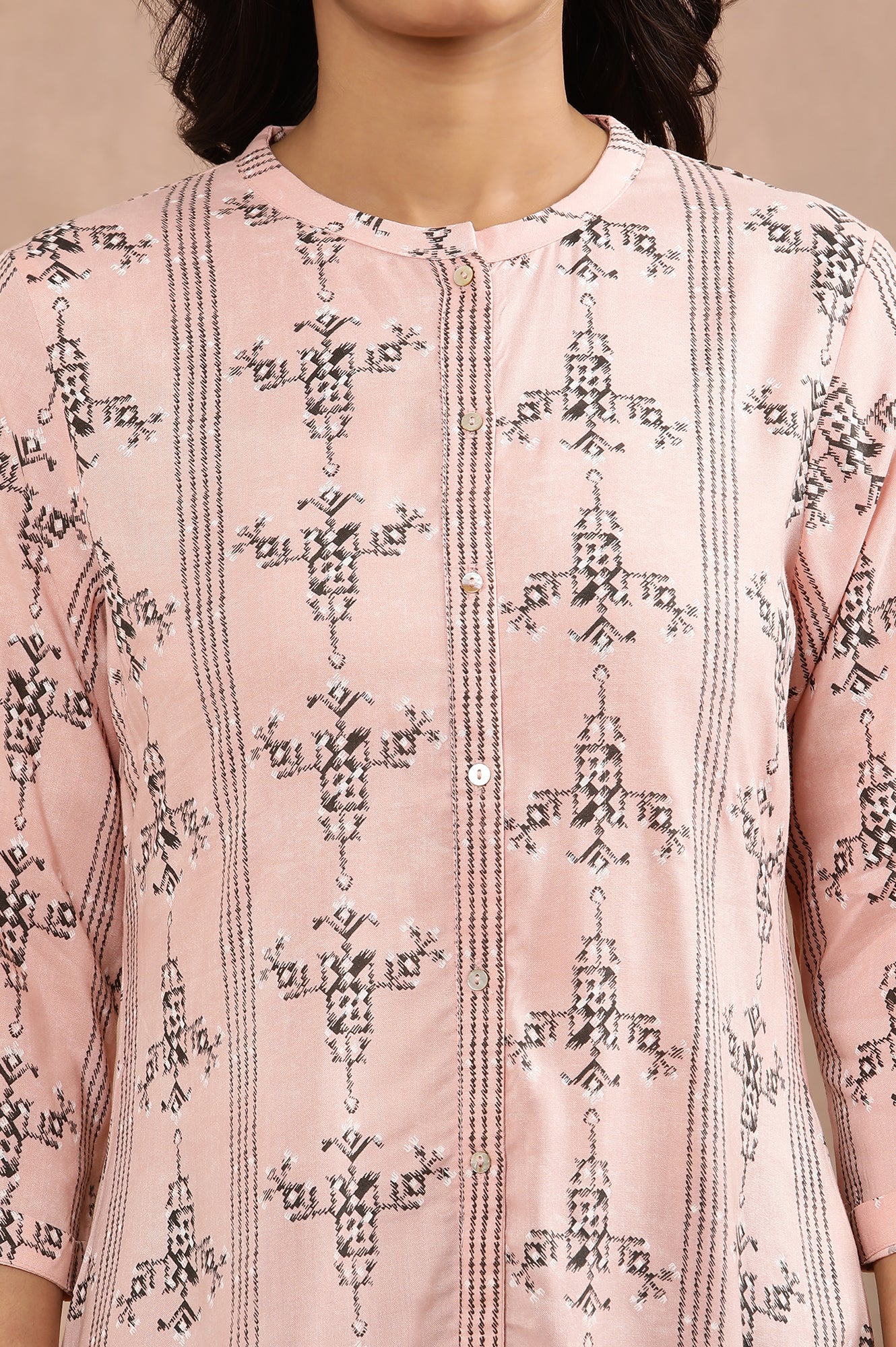 Pink Printed Kurta And Pants Set - Image 6