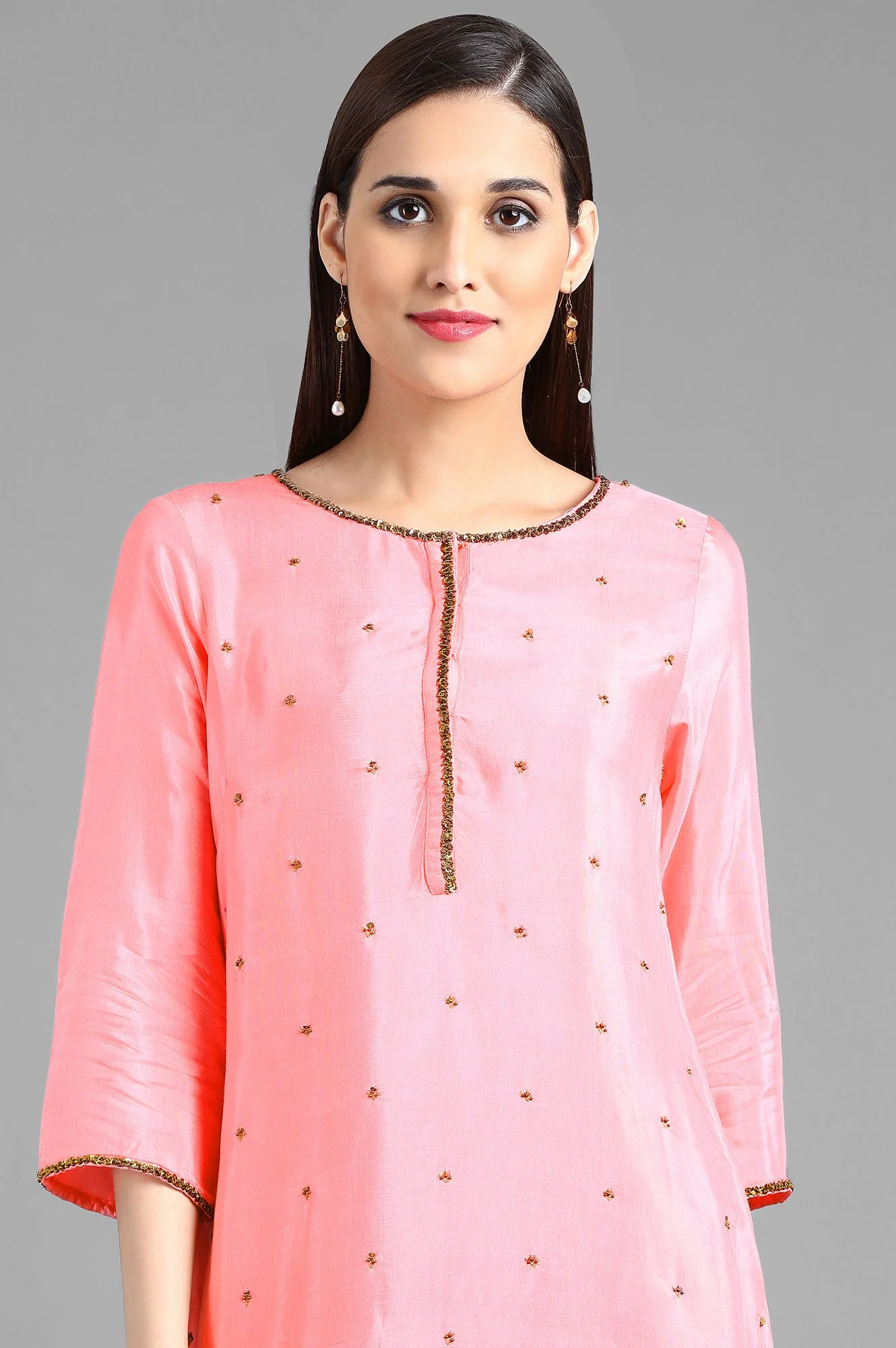 Pink Round Neck Solid kurta - Image 6