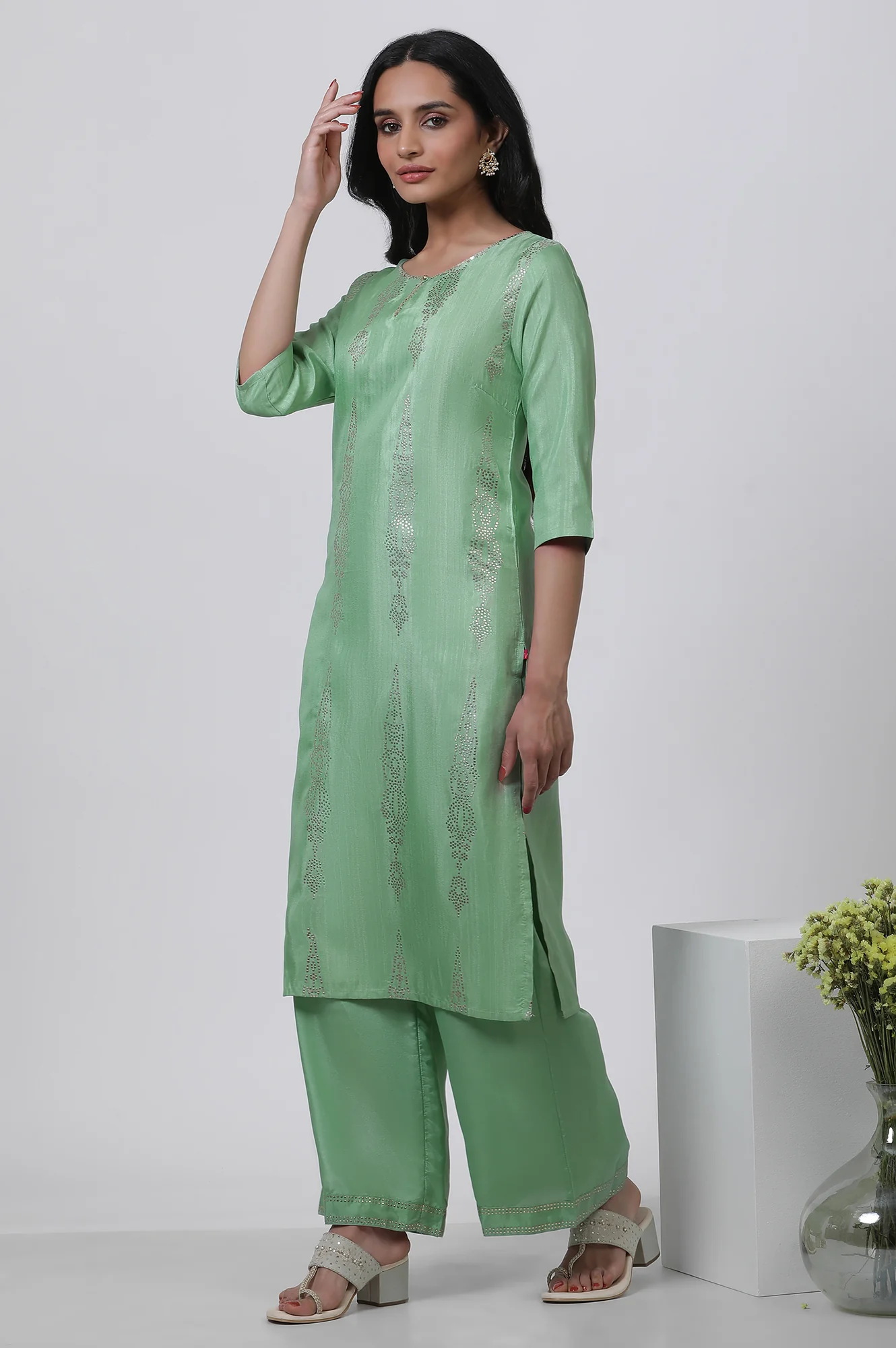 Pistachio Green Mukaish Kurta And Pants Set - Image 3