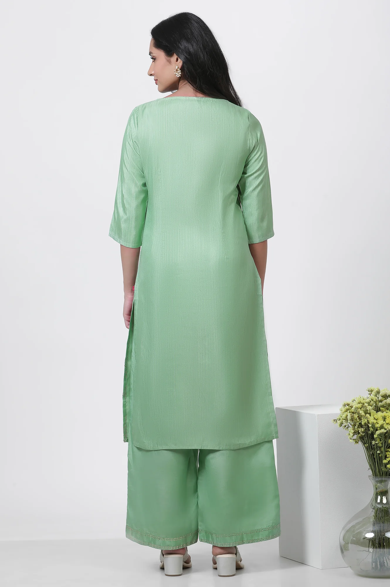 Pistachio Green Mukaish Kurta And Pants Set - Image 4