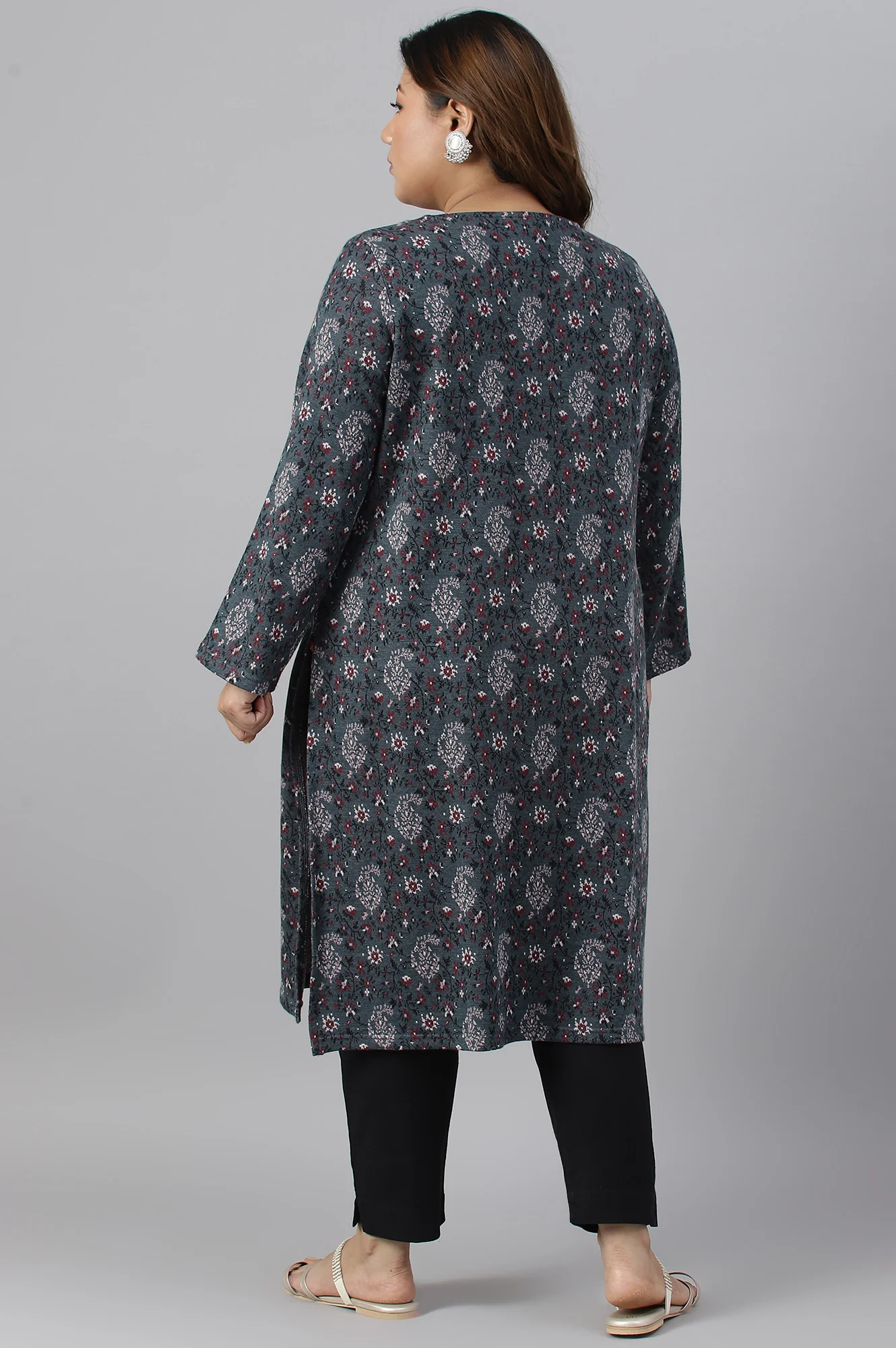 Plus Size Blue Printed kurta With Embroidery - Image 2