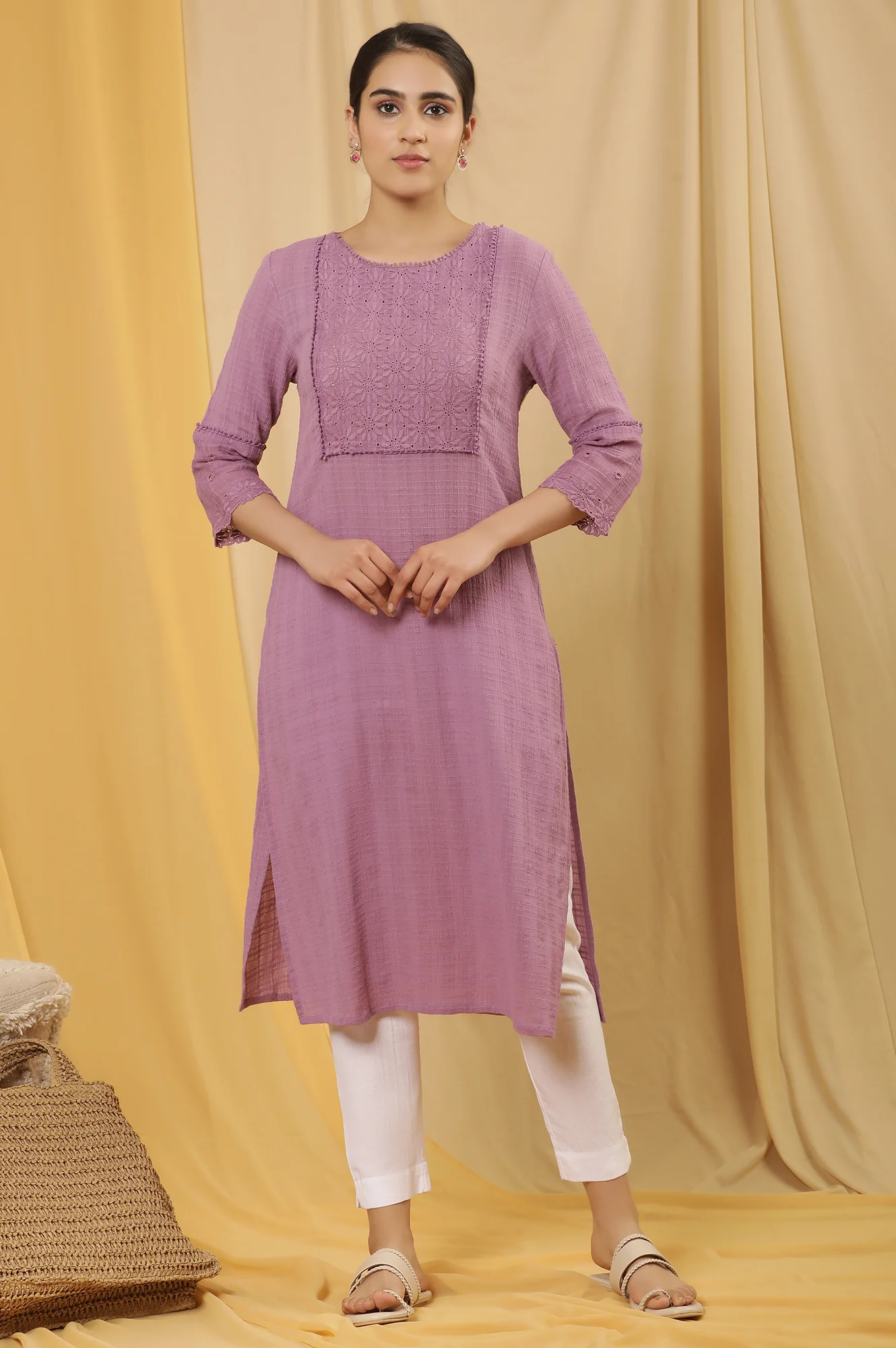 Purple Cotton Textured Embroidered Kurta - Image 2