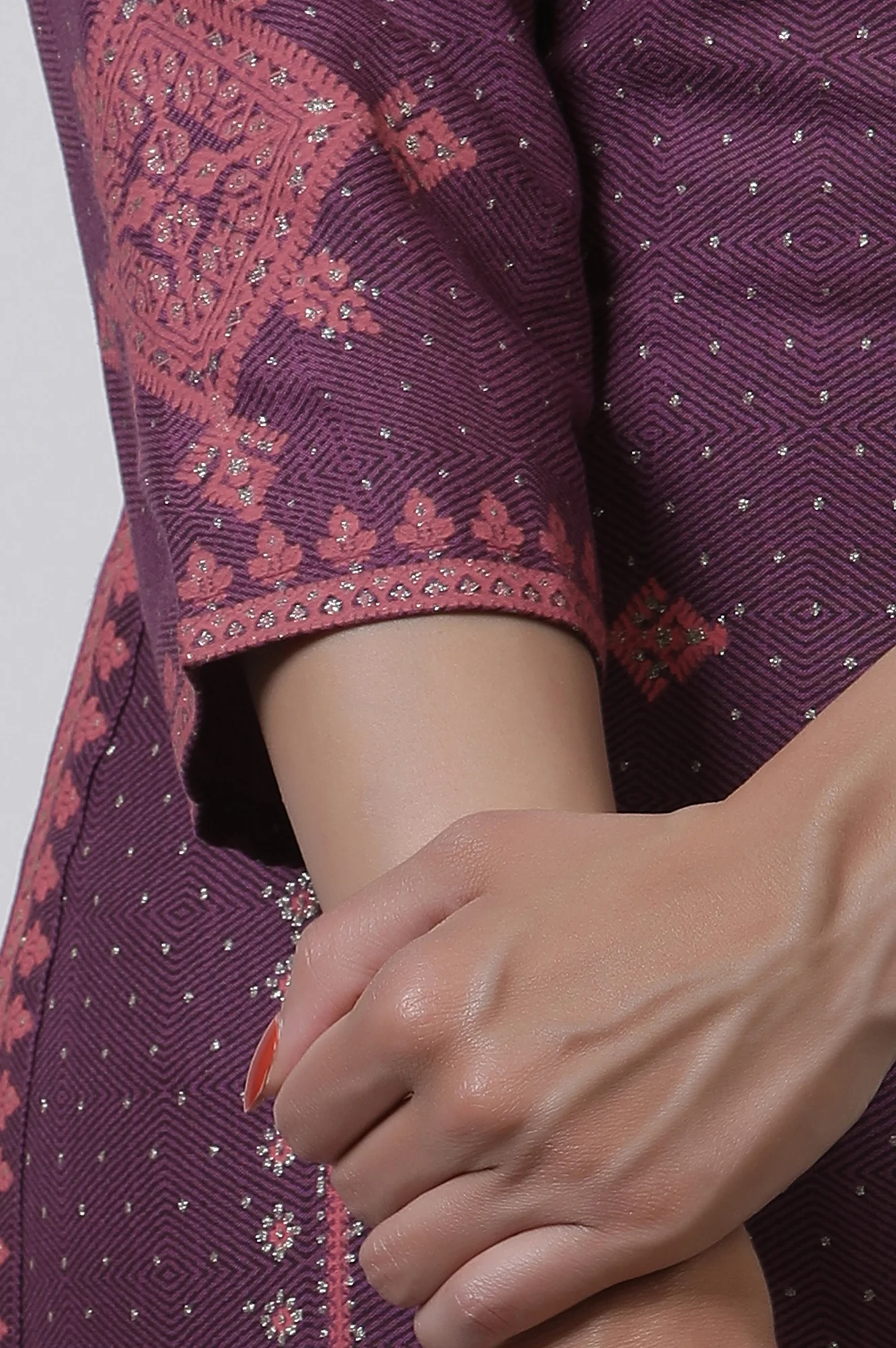 Purple Embellished Kurta And Parallel Pants Set - Image 7