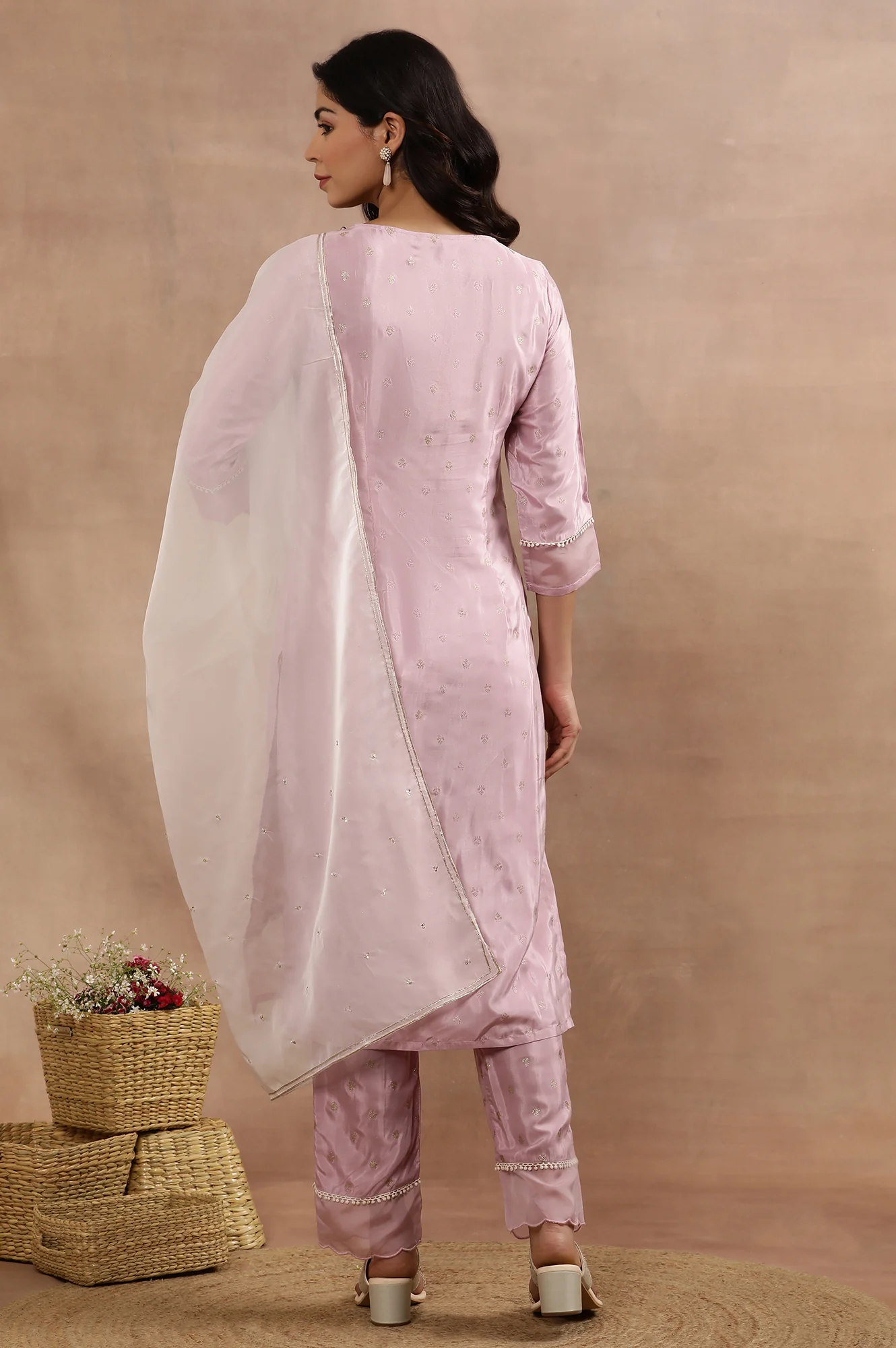 Purple Embroidered Kurta, Pants And Dupatta Set - Image 4