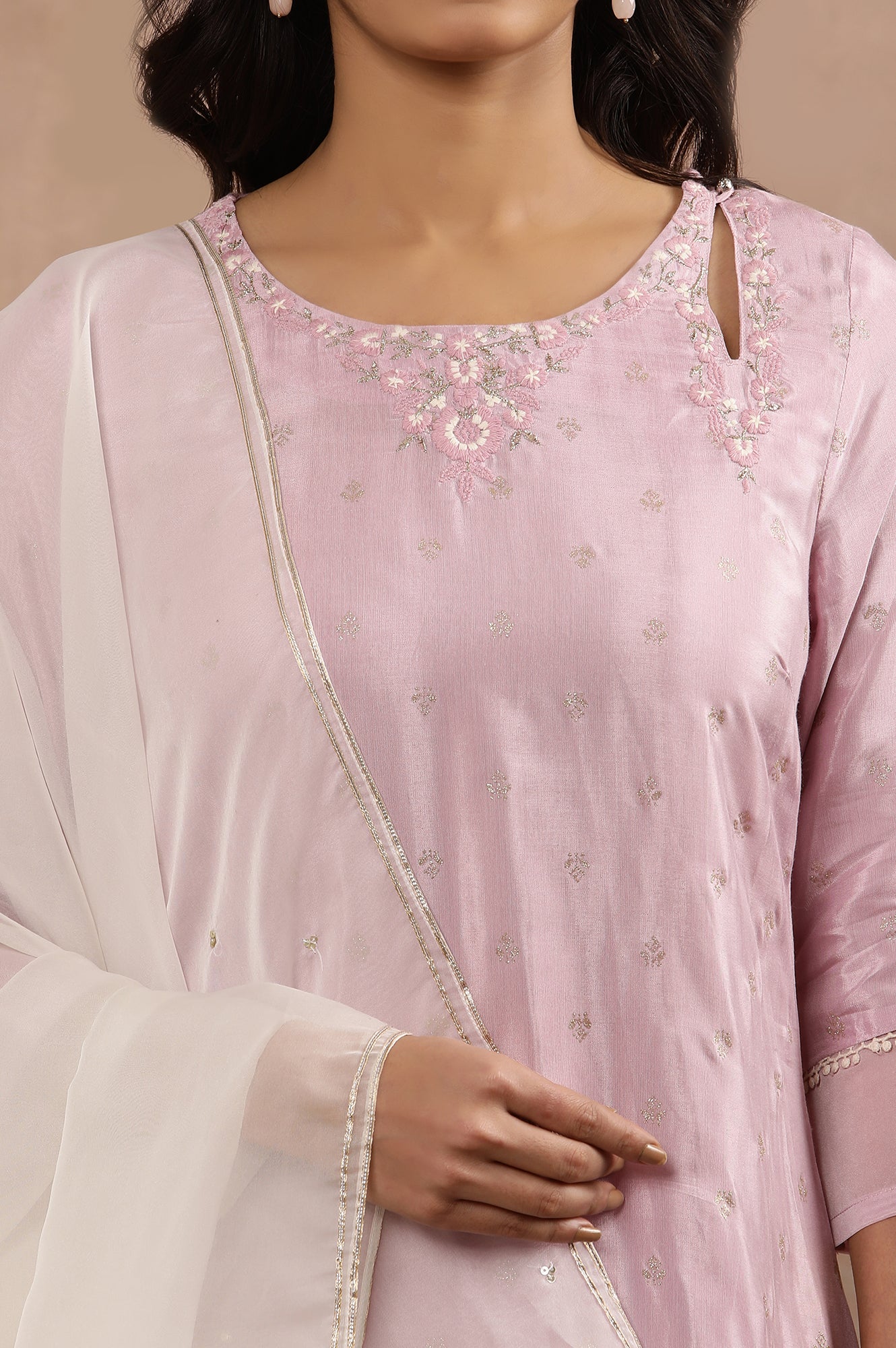 Purple Embroidered Kurta, Pants And Dupatta Set - Image 6