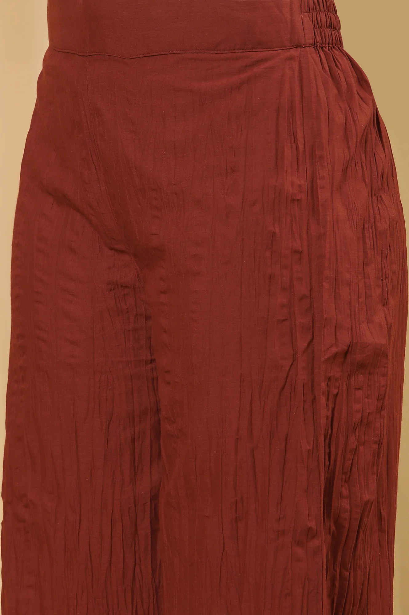 Red And Beige Printed Kurta And Crinkle Pants Set - Image 9
