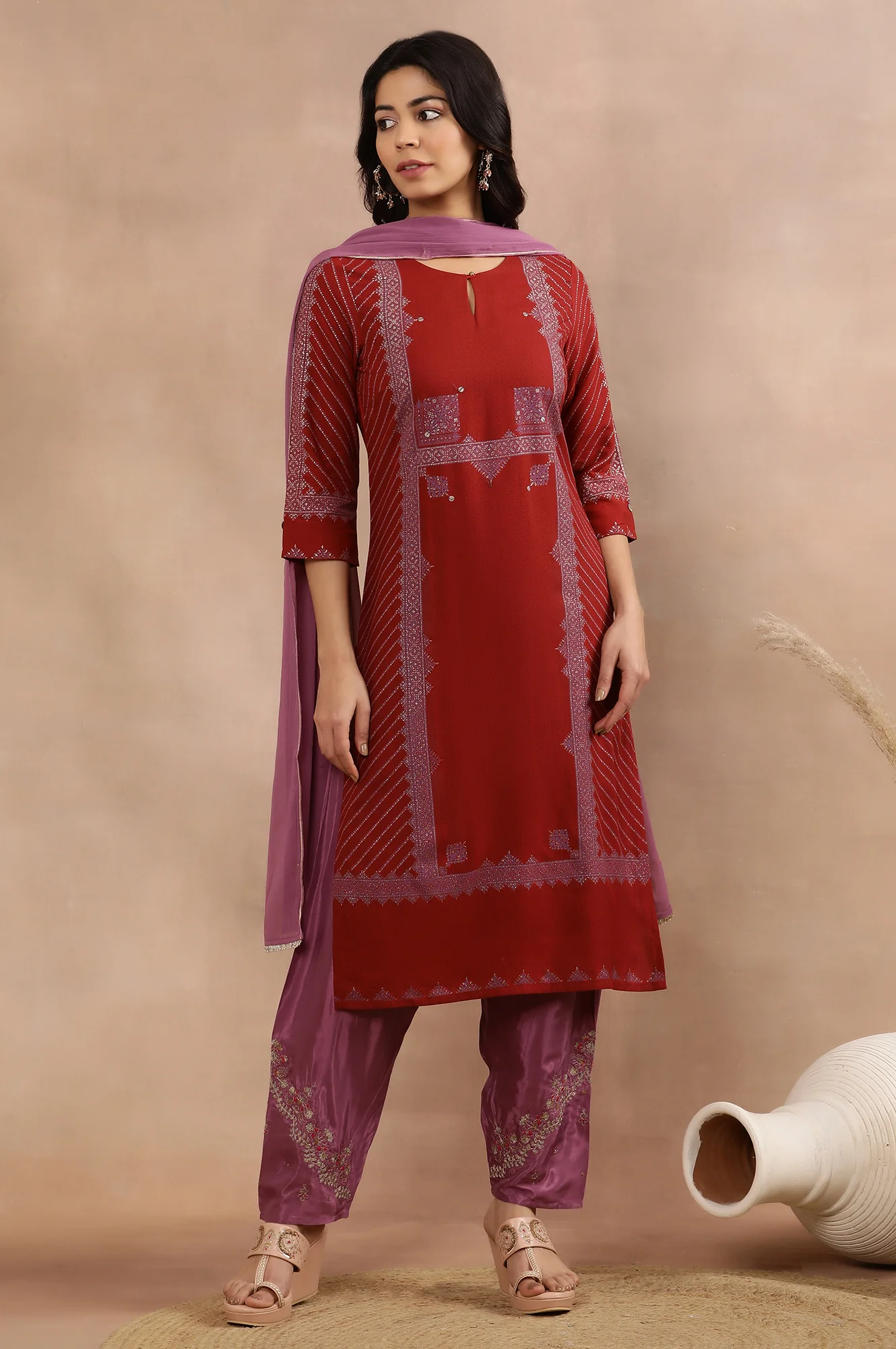 Red Embellished Kurta, Salwar And Dupatta Set - Image 2